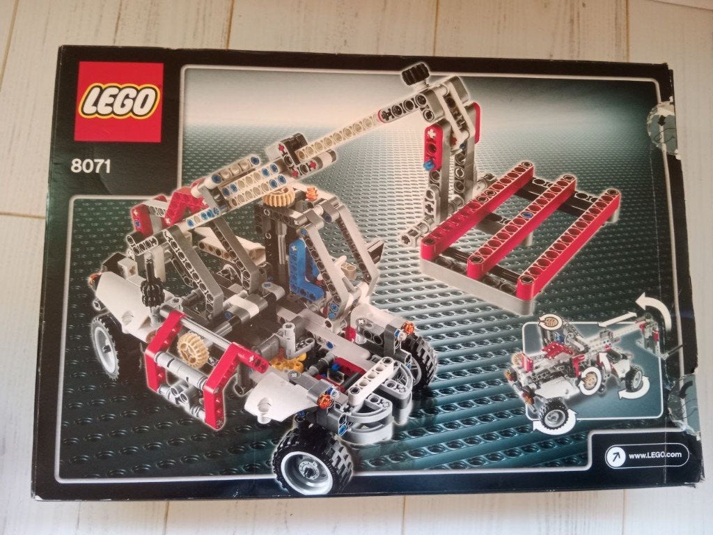 LEGO Technic Hoogwerker Truck - 8071, Lego, Compleet, Ophalen of Verzenden, Zo goed als nieuw