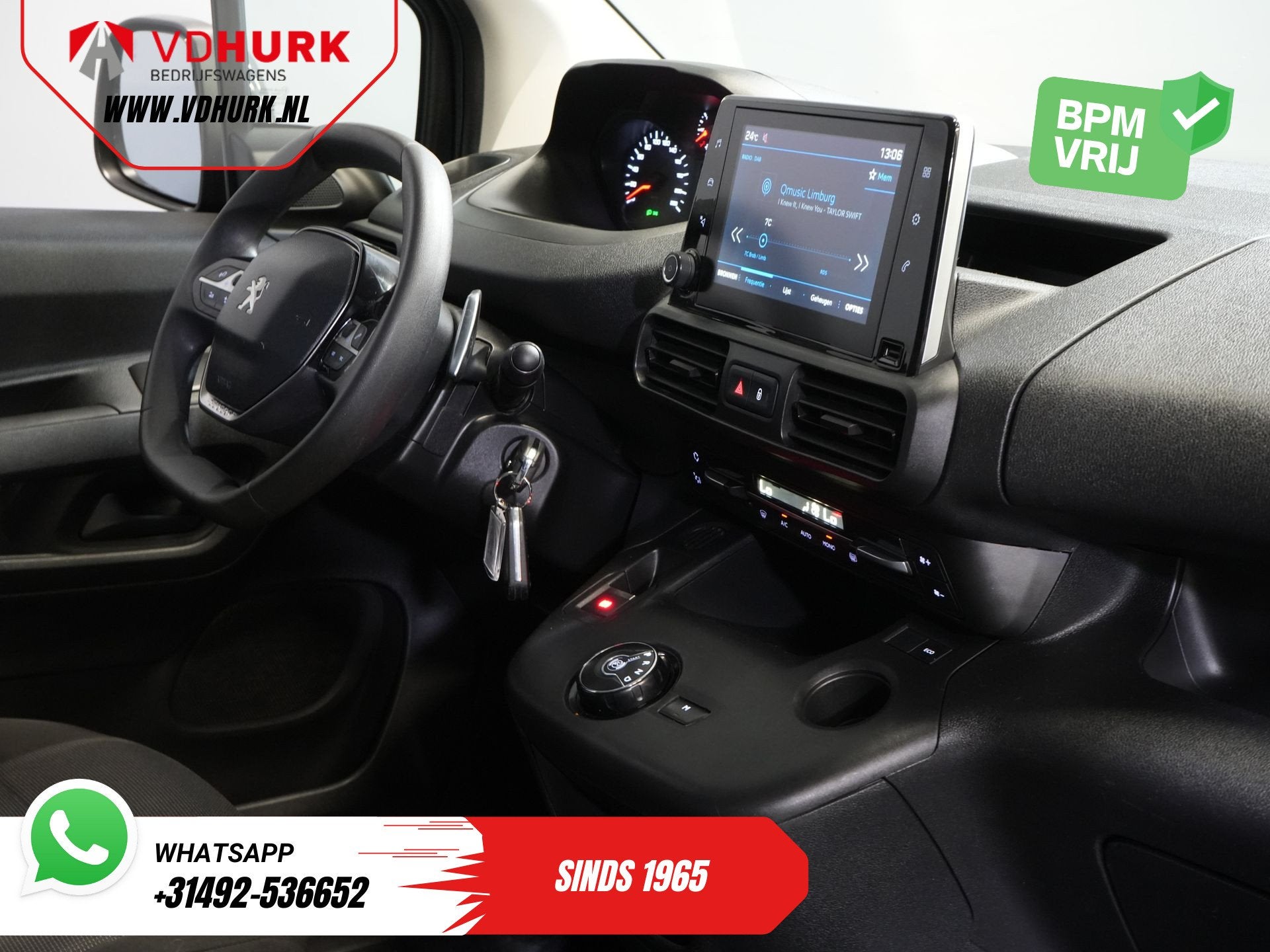 Peugeot Partner 1.2 BENZINE Aut. 110 pk Stoelverw/ Carplay/, Auto's, 1486 kg, Stof, Gebruikt, 1199 cc