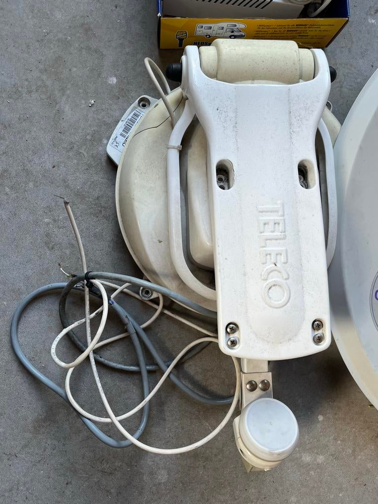 Teleco Flatsat Classic schotelantenne, Audio, Tv en Foto, Schotelantennes, Gebruikt, (Schotel)antenne, Overige merken, Ophalen