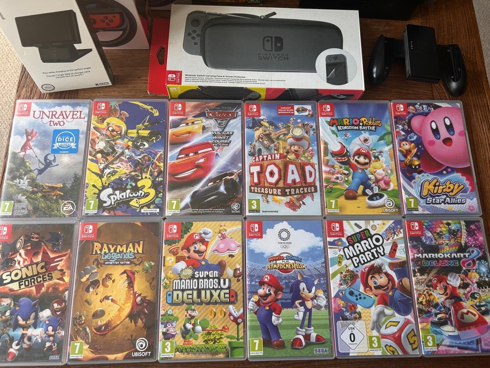 Nintendo Switch 1 met 12 games en accessoires, Ophalen, Met games, Zo goed als nieuw, Switch Original