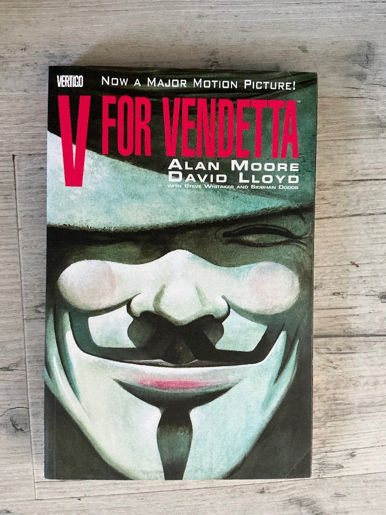 V for Vendetta - Graphic Novel, Eén stripboek, Ophalen of Verzenden, Zo goed als nieuw