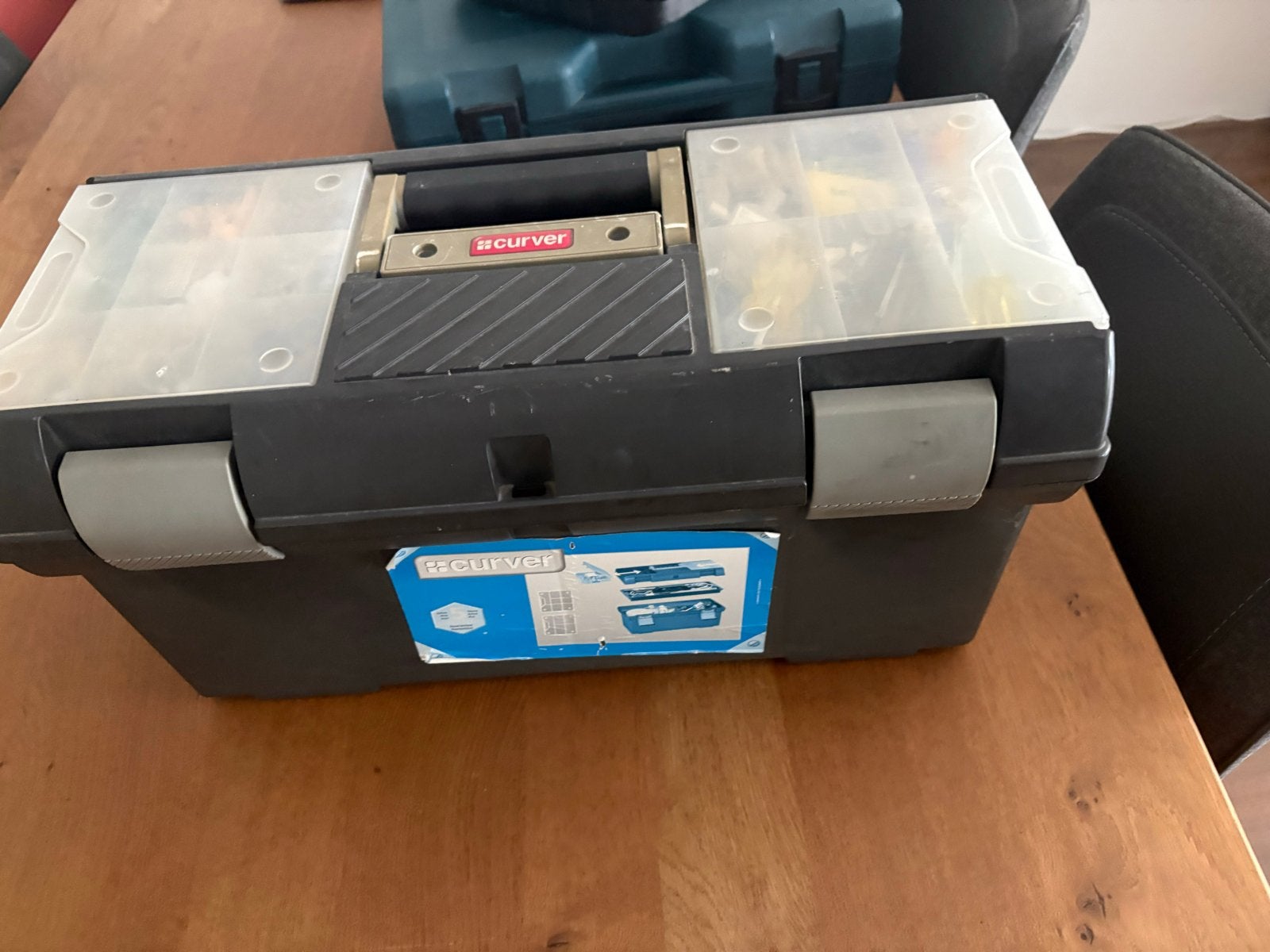 Gereedschapskist met diverse handgereedschappen, Ophalen of Verzenden, Gebruikt, Gereedschapsopslag, Overige merken