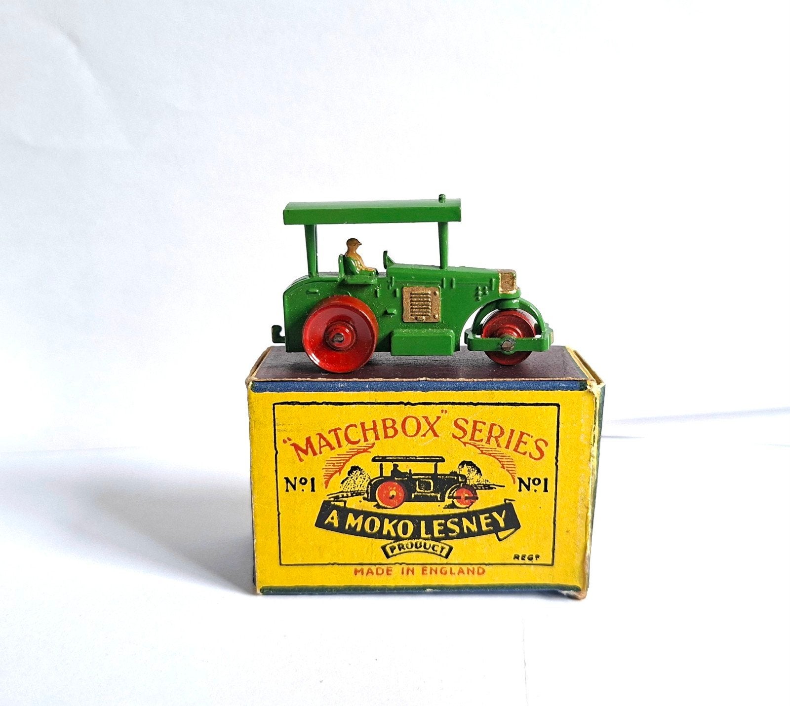 Matchbox 1 A road roller, Hobby en Vrije tijd, Modelauto's | 1:87, Ophalen of Verzenden, Zo goed als nieuw, Bus of Vrachtwagen