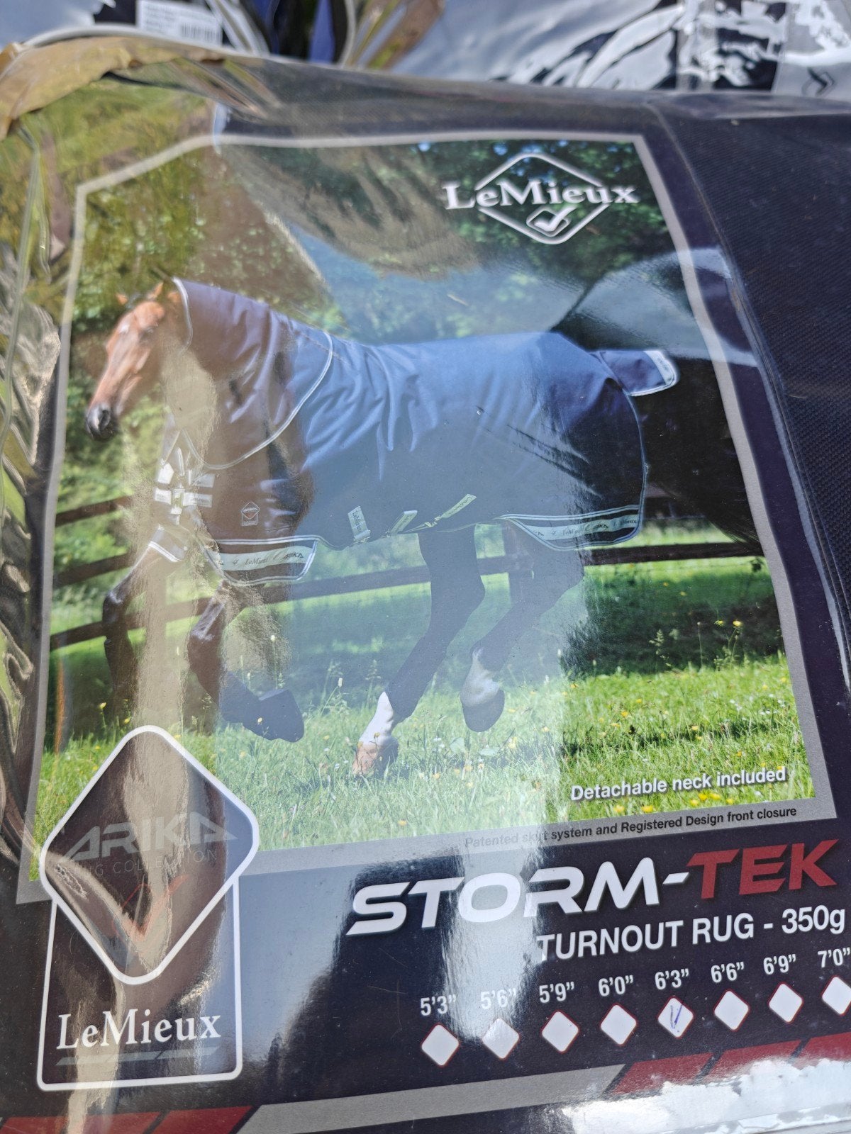 LeMieux Arika turnout 350 gram met hals maat 6.3 190 NIEUW, Ophalen of Verzenden, Nieuw