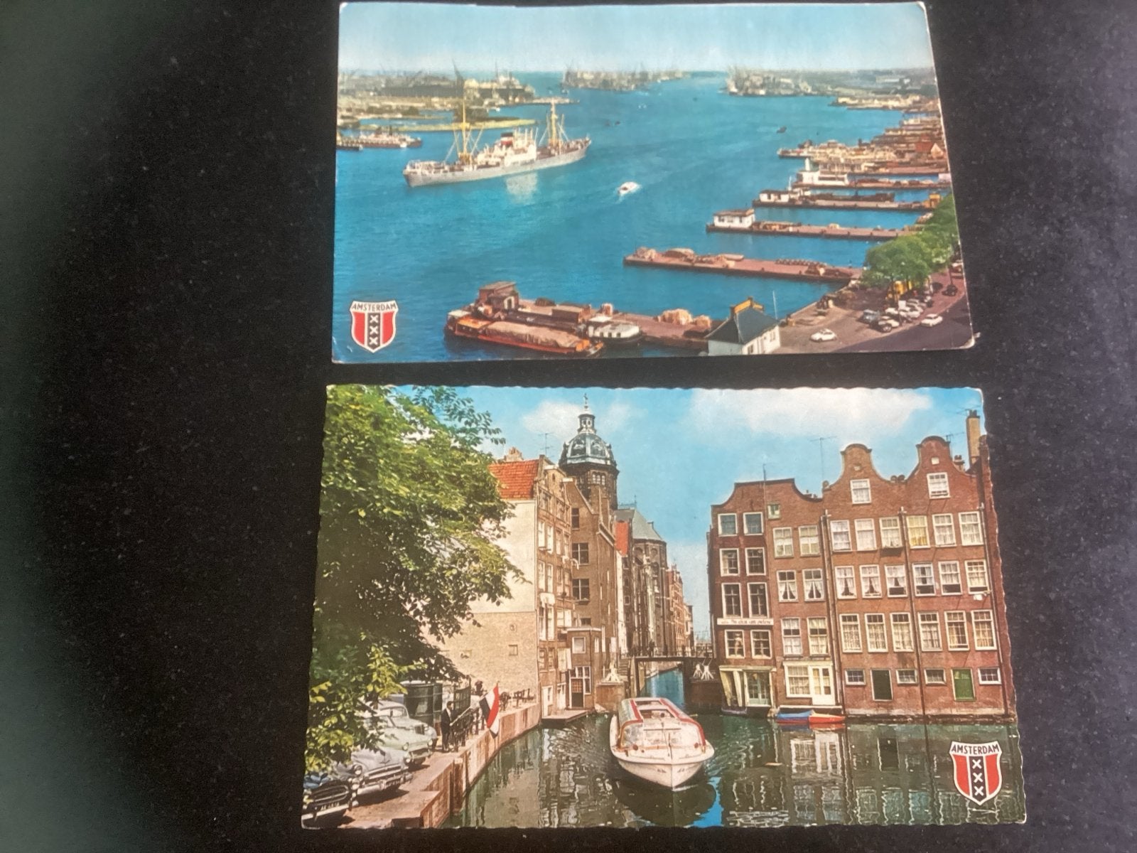 Twee vintage briefkaarten van Amsterdam, Ophalen, 1960 tot 1980, Ongelopen, Noord-Holland