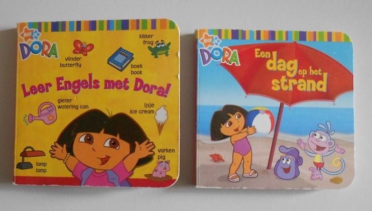 Serie Mini-boekjes van DORA : Tellen/Reis/Leer Engels =1koop, Boeken, Ophalen, Zo goed als nieuw, Fictie algemeen