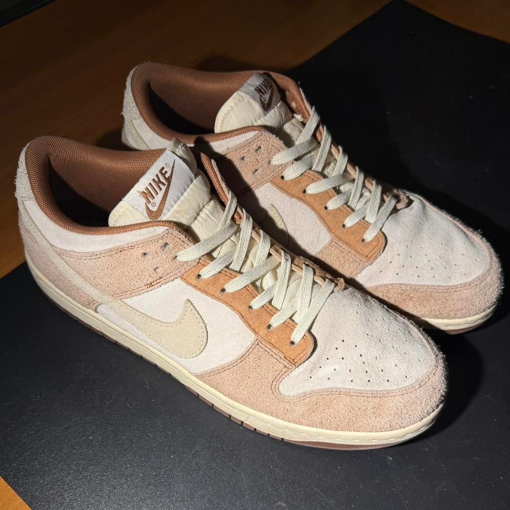 Nike Dunk Low ‘Medium Curry’ maat 44,5, Kleding | Heren, Schoenen, Bruin, Ophalen of Verzenden, Sneakers of Gympen, Zo goed als nieuw