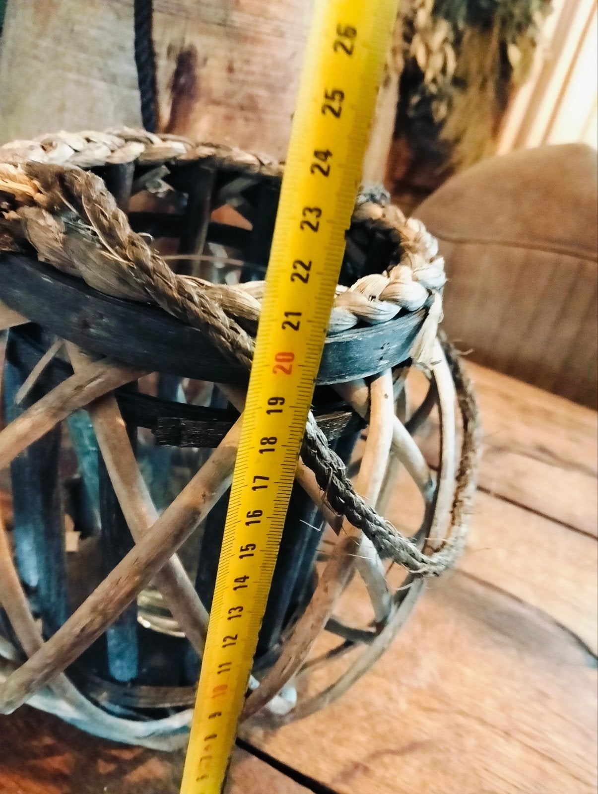 Brocante ratan rotan windlicht met glas erin., Windlicht, Gebruikt, ., Ophalen of Verzenden