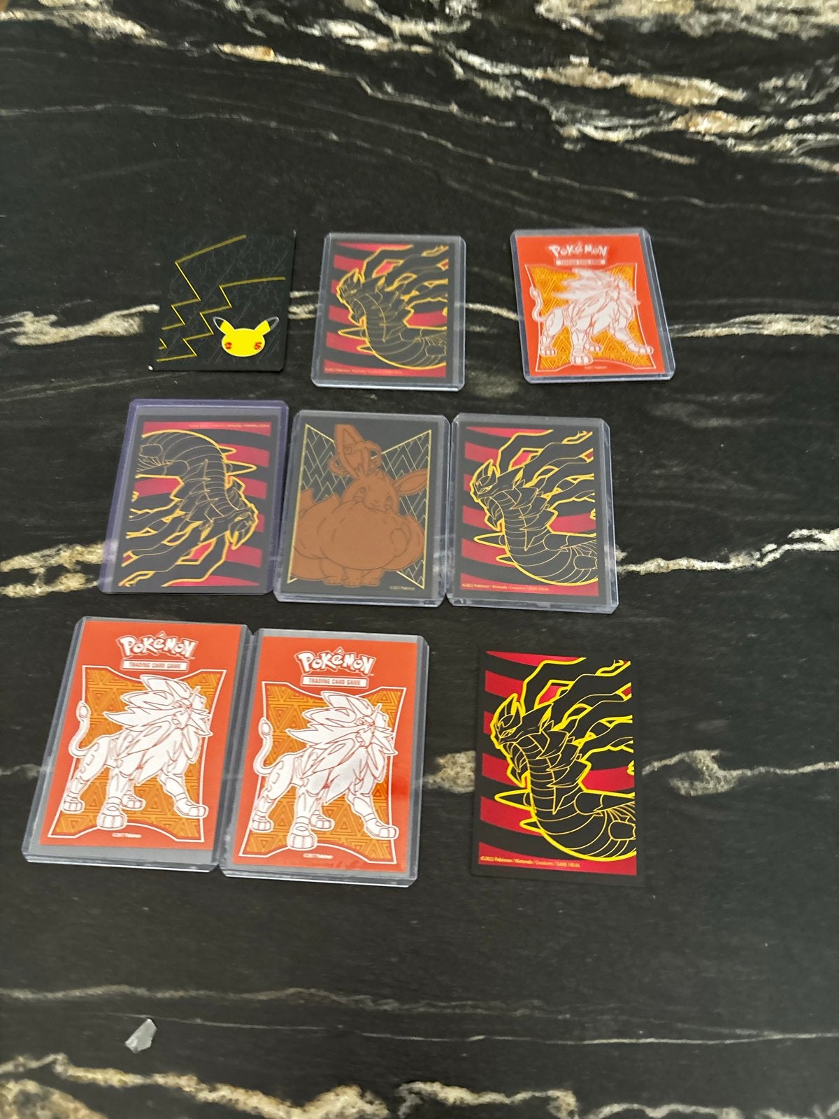 Pokémon kaarten en sleeves (Charizard, Raichu, etc.), Hobby en Vrije tijd, Verzamelkaartspellen | Pokémon, Ophalen, Zo goed als nieuw