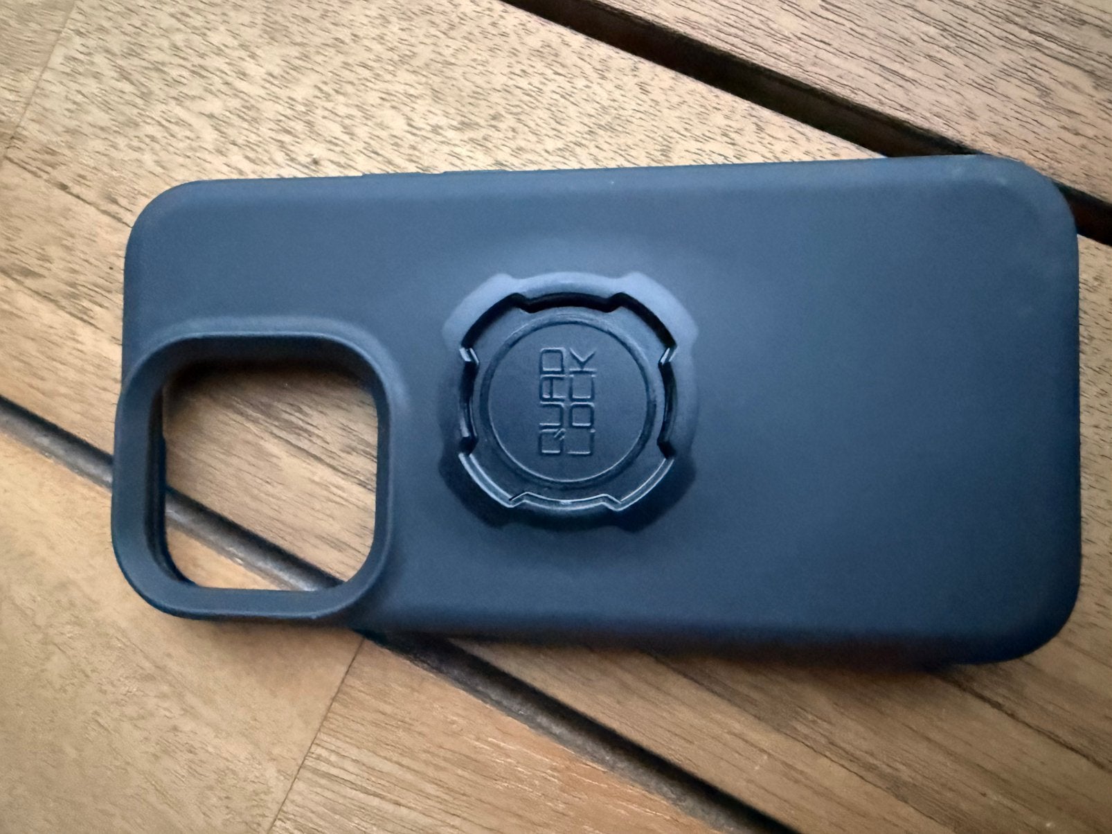 Quad Lock - iphone 12 / 12 pro, Telecommunicatie, Mobiele telefoons | Hoesjes en Frontjes | Apple iPhone, Ophalen of Verzenden
