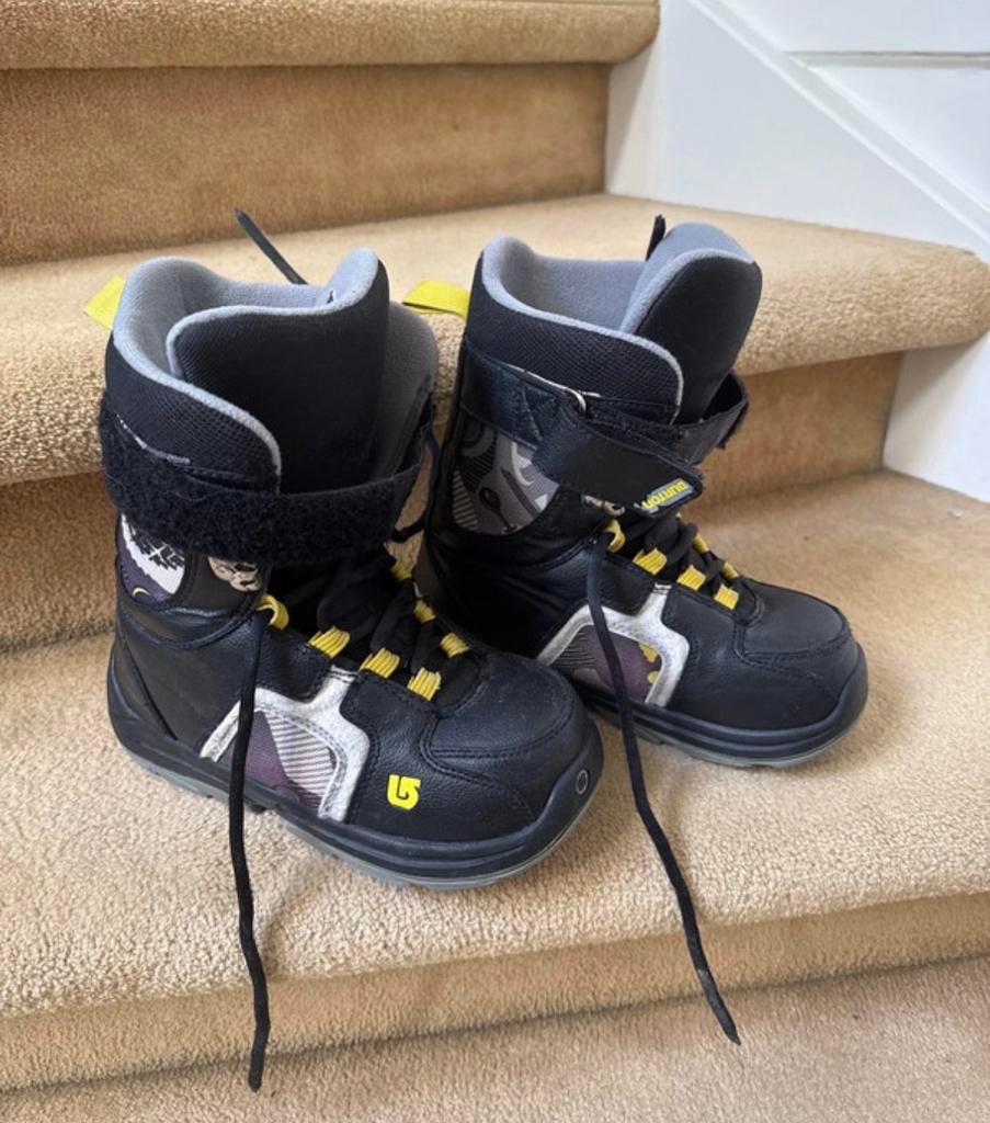 Burton snowboard schoenen kind - maat 33-35, Sport en Fitness, Snowboarden, Ophalen of Verzenden, Gebruikt, Schoenen