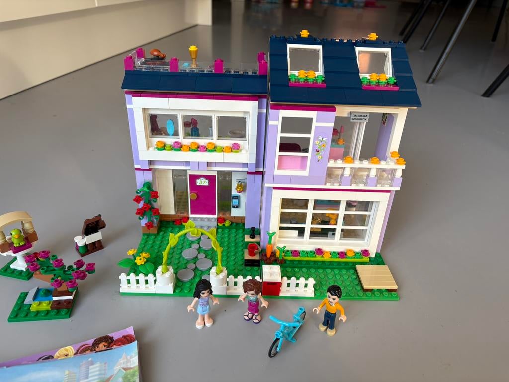 Lego Friends villa (41095) + zwembad (41090) + auto (41091), Ophalen, Zo goed als nieuw