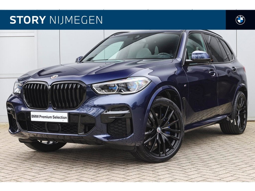 BMW X5 xDrive40i High Executive M Sport Automaat / BMW M 50, 12 maanden, Gebruikt, Verwarming stoelen achter, Vierwielaandrijving