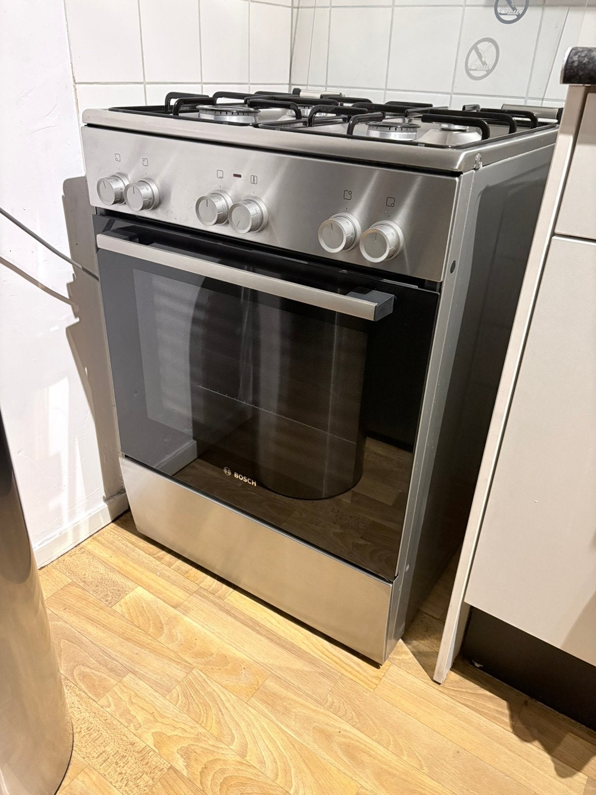 Bosch Vrijstaand Gasfornuis met Oven - Zo goed als nieuw, Ophalen, Hete lucht, 60 cm of meer, 4 kookzones
