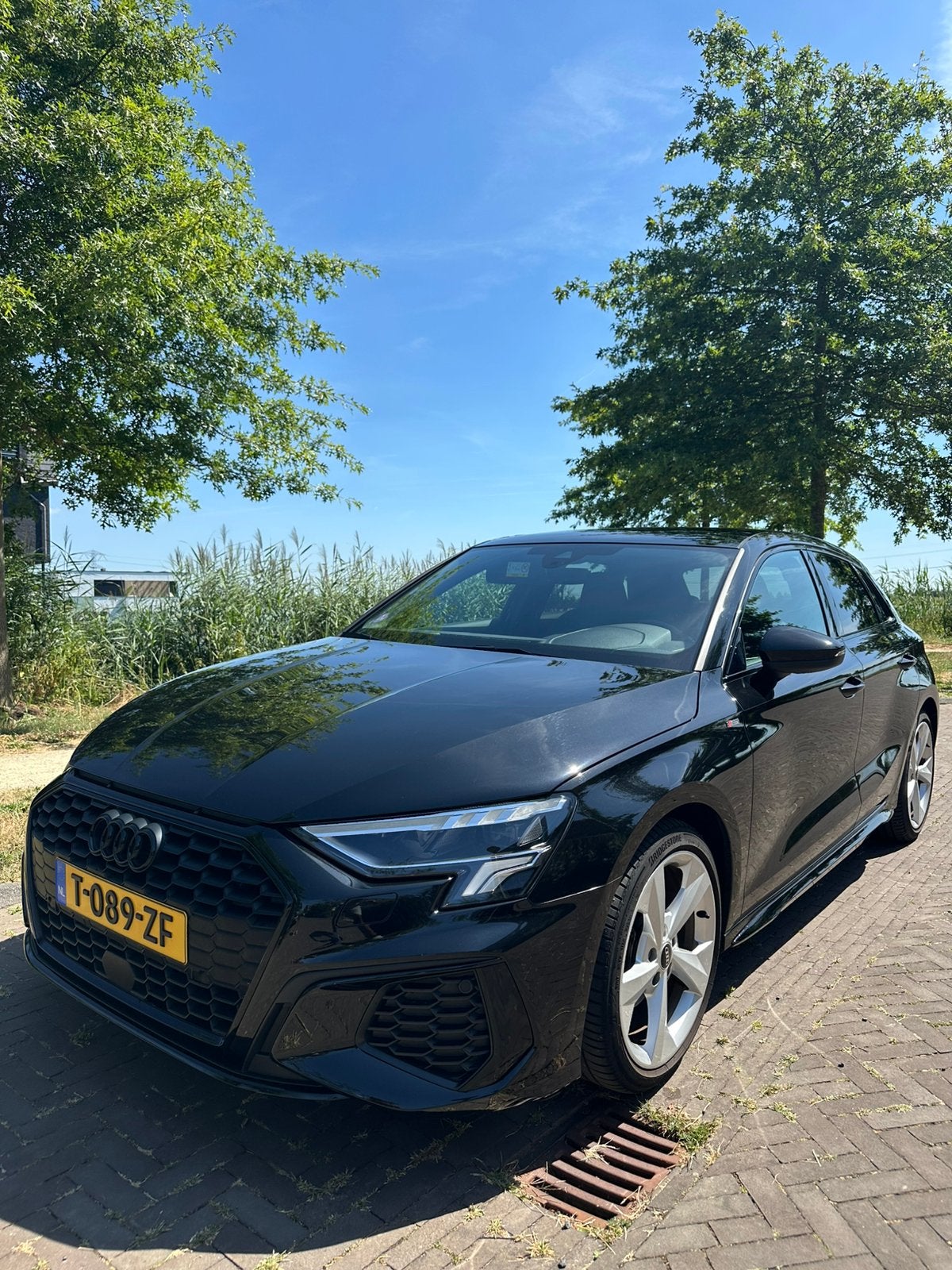 Audi A3 30 Tfsi 110pk Mhev S-tronic 2023 Zwart, Auto's, Audi, Zwart, Origineel Nederlands, 3 cilinders, 999 cc