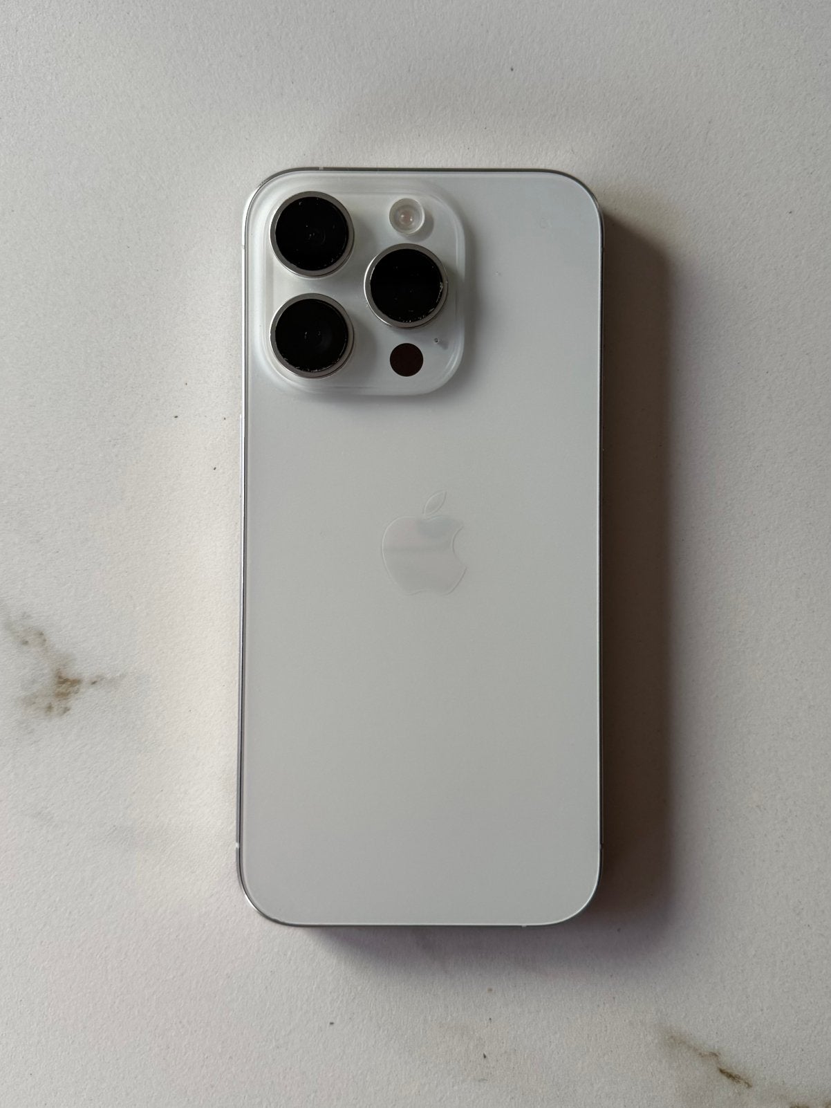 iPhone 15 Pro 1 TB, Telecommunicatie, Ophalen, 86 %, Wit, 1 TB