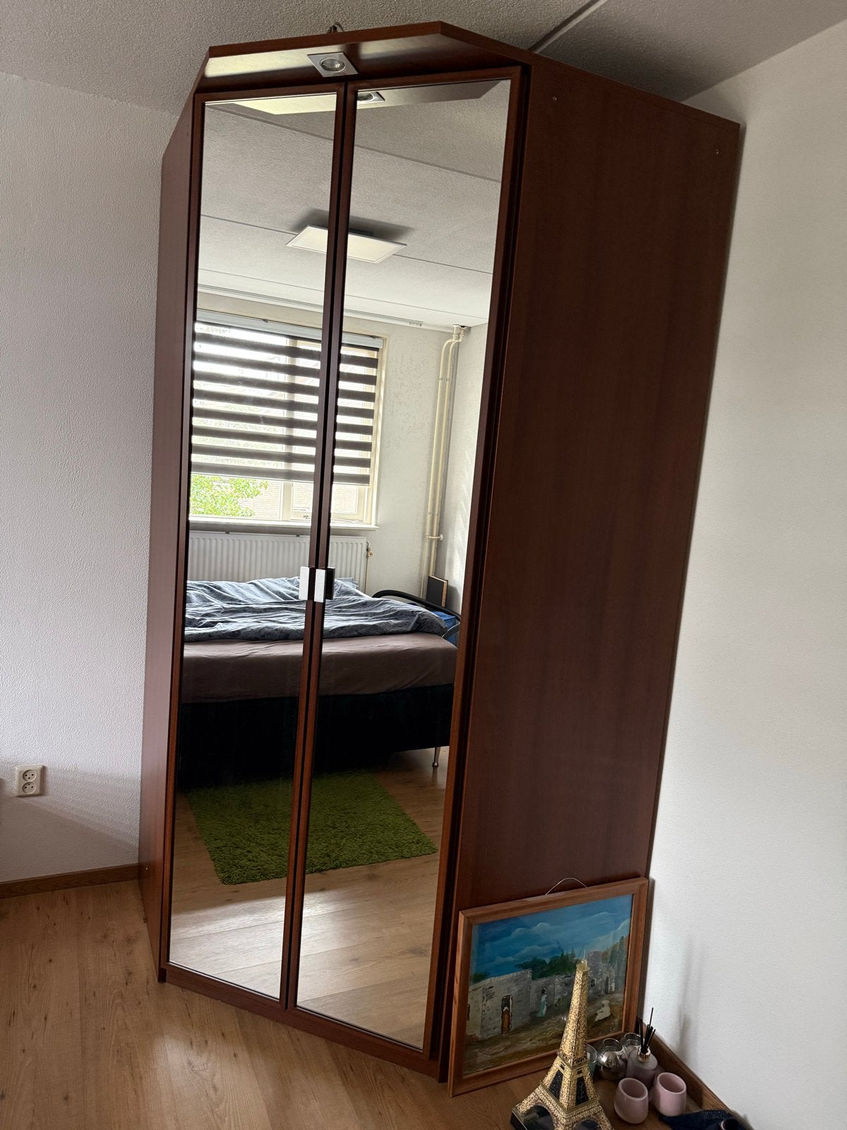 Grote kast met spiegeldeuren en verlichting, Huis en Inrichting, Kasten | Kledingkasten, Ophalen, Gebruikt, 100 tot 150 cm, 200 cm of meer
