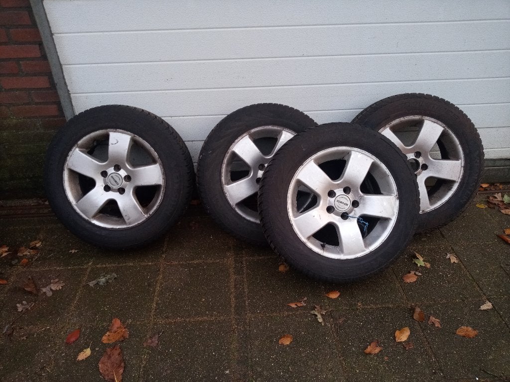 Diverse velgen met winterbanden VW Audi Renault, Ophalen, 15 inch, Band(en), 185 mm