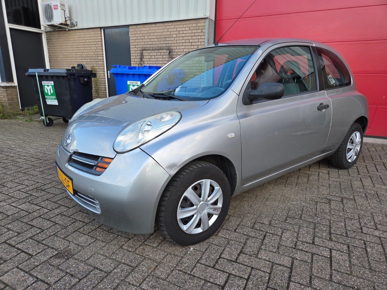 Nissan Micra 1.2 59KW 3DR 2003 Grijs, Voorwielaandrijving, Stof, 31 €/maand, 4 cilinders