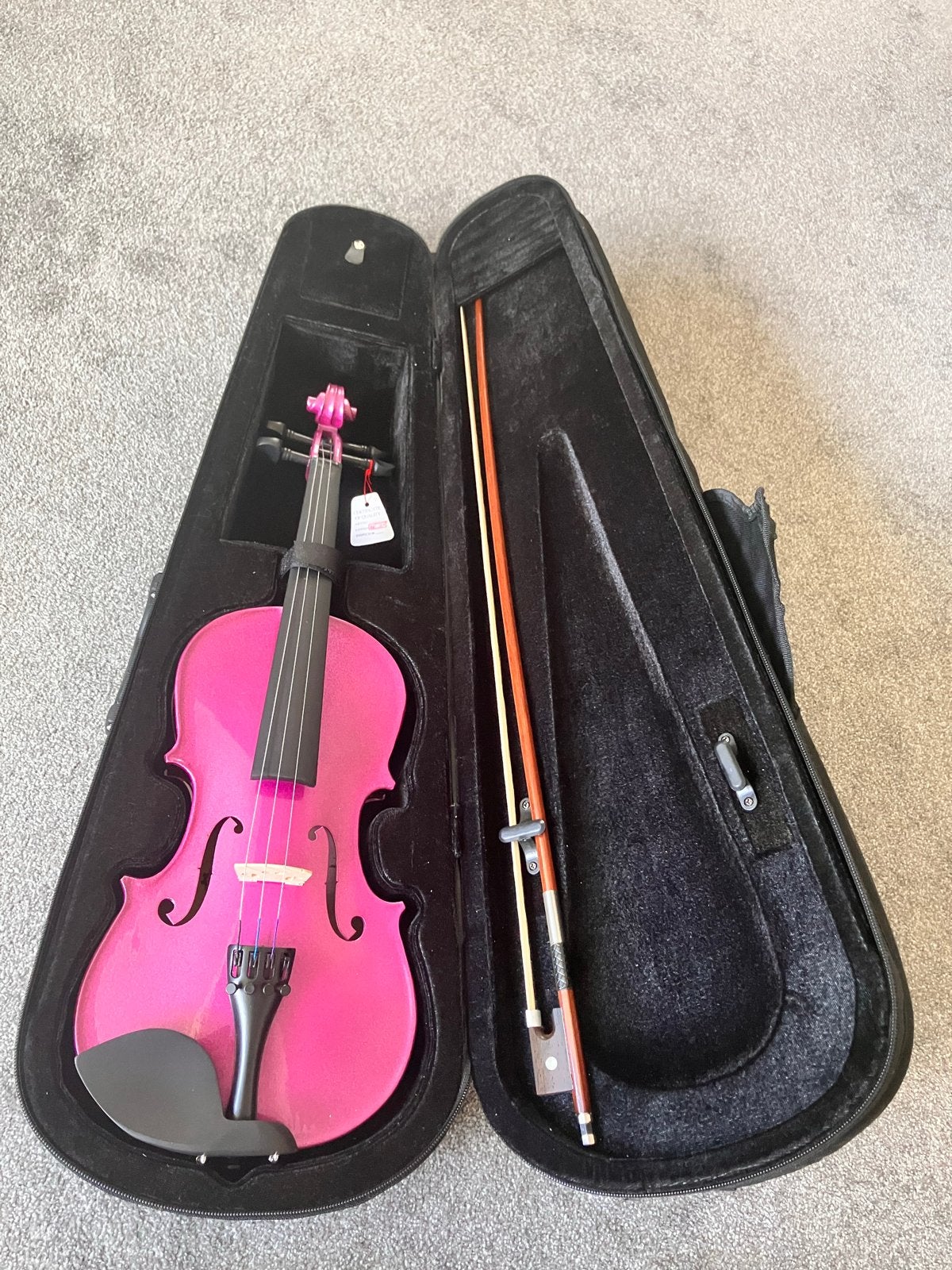 1/2 Studieviool, in nieuwstaat, met koffer van Gear4music, Muziek en Instrumenten, Met koffer, 1/2-viool, Verzenden, Viool