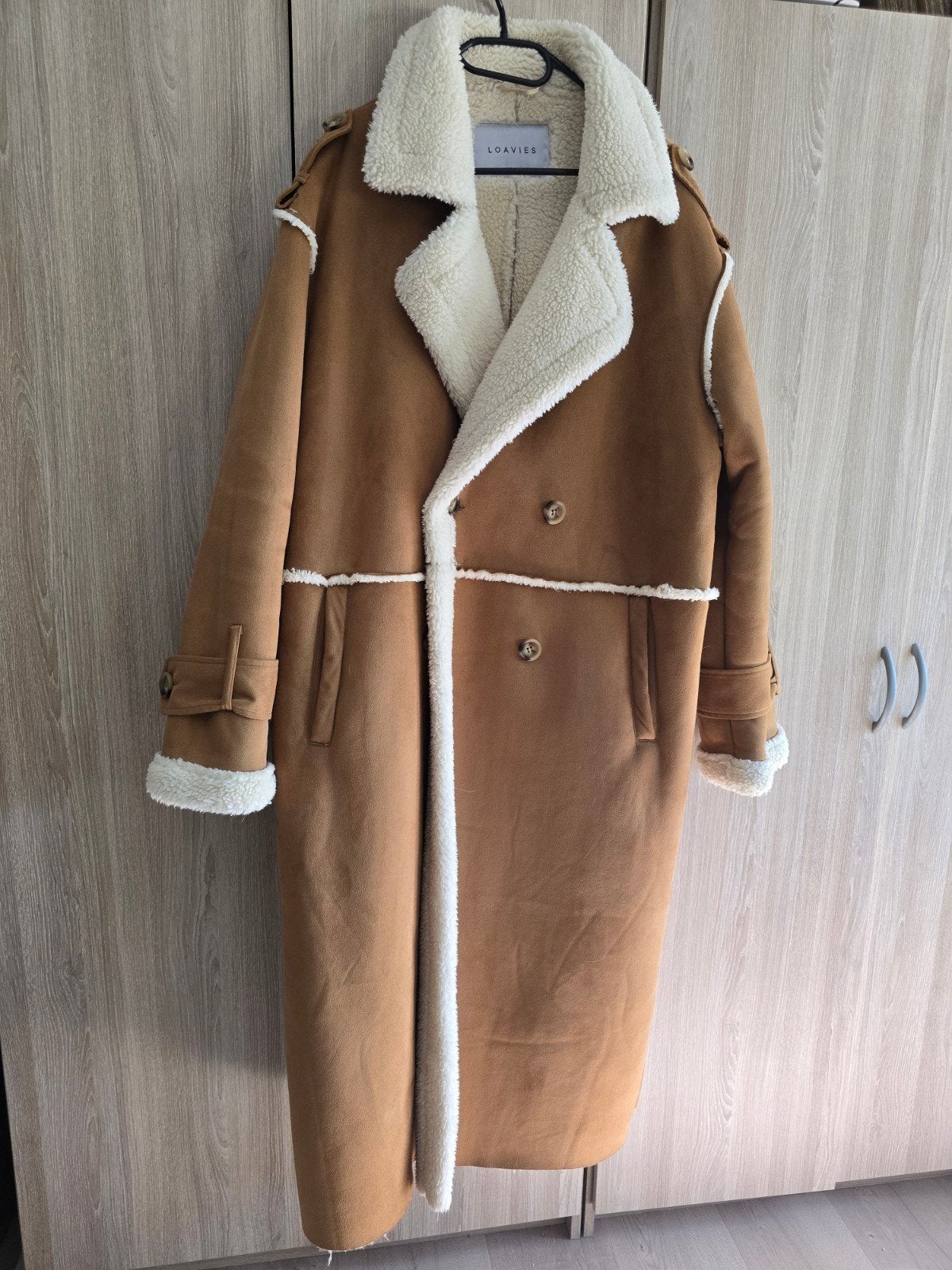 Loavies lammy caot l/xl, Ophalen of Verzenden, Zo goed als nieuw, Maat 46/48 (XL) of groter, Beige
