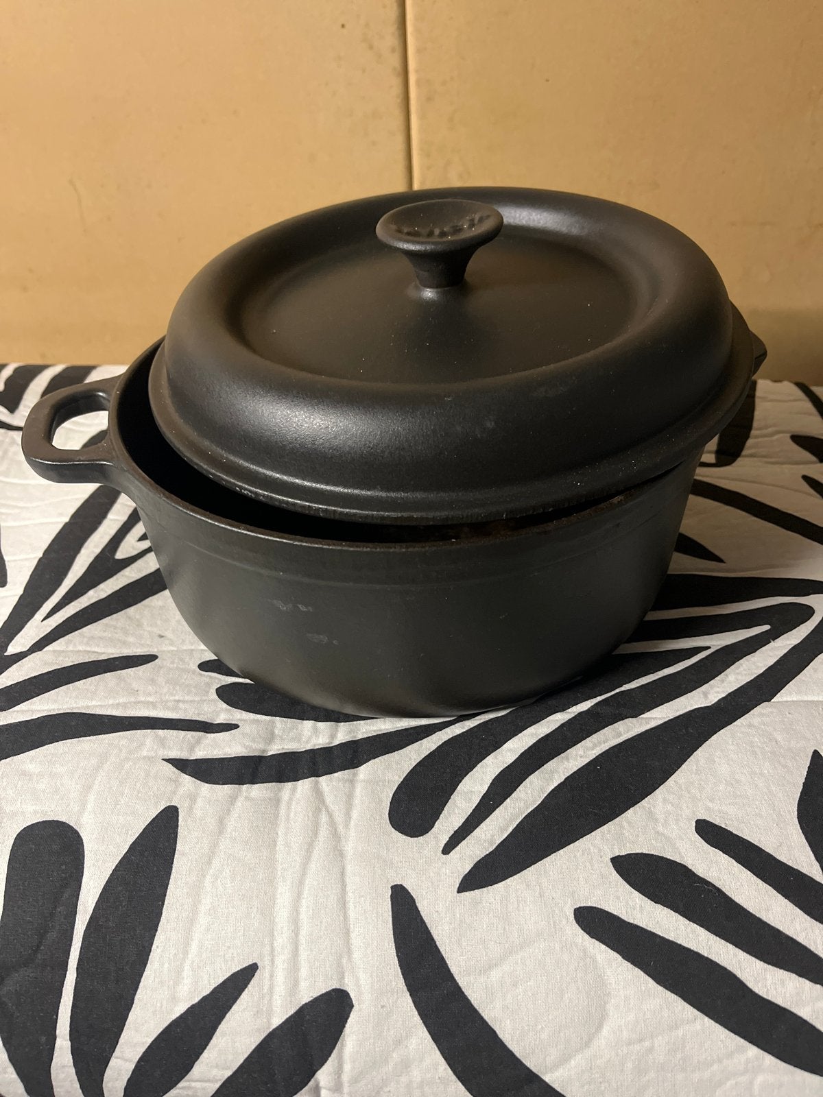 Invicta Gietijzeren Braadpan 24cm - Made in France, Ophalen, Gebruikt, Koekenpan of Braadpan, Gietijzer