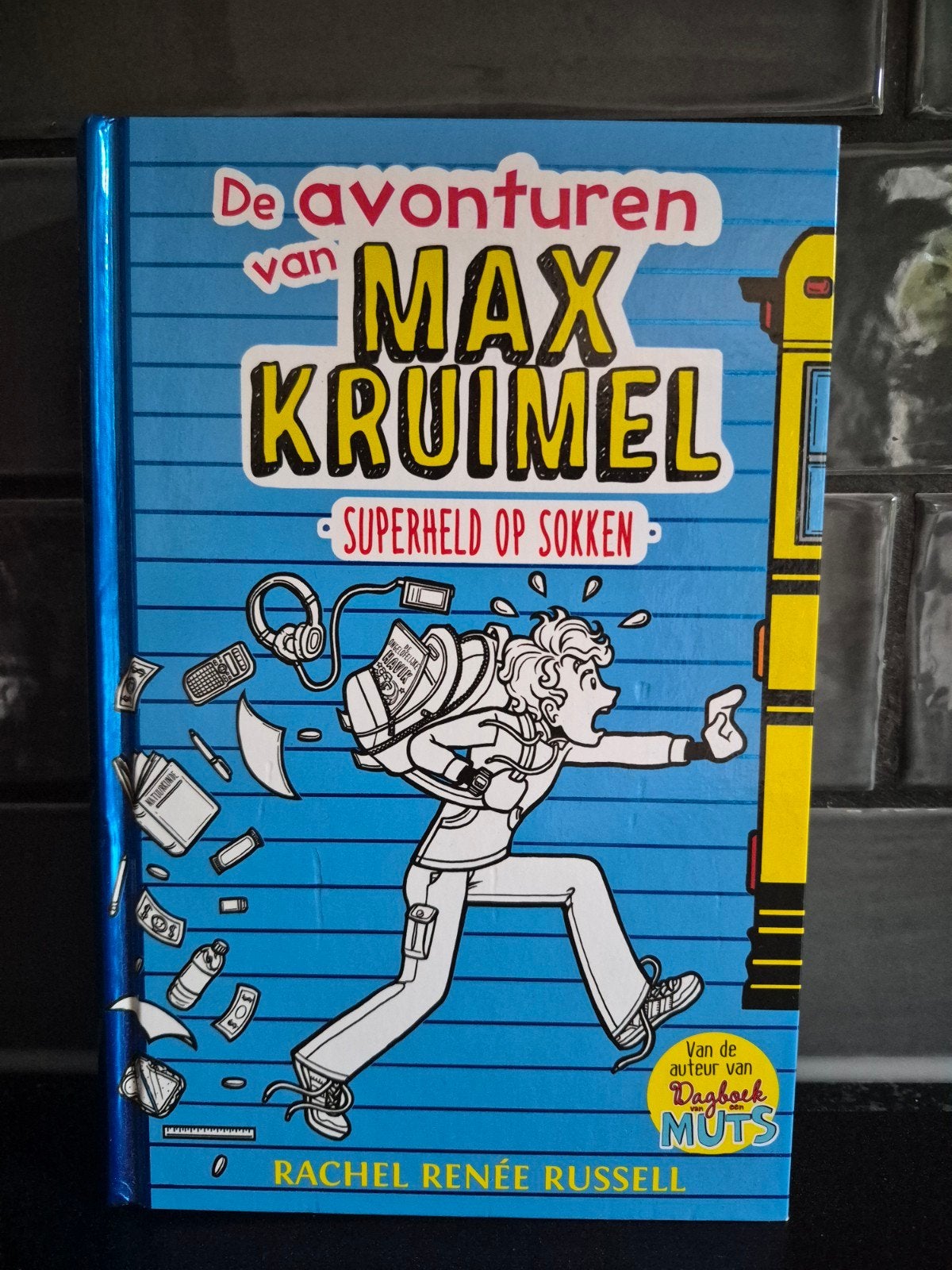De avonturen van Max Kruimel - Superheld op sokken, Ophalen of Verzenden, Zo goed als nieuw, Rachel Renée Russell, Fictie algemeen
