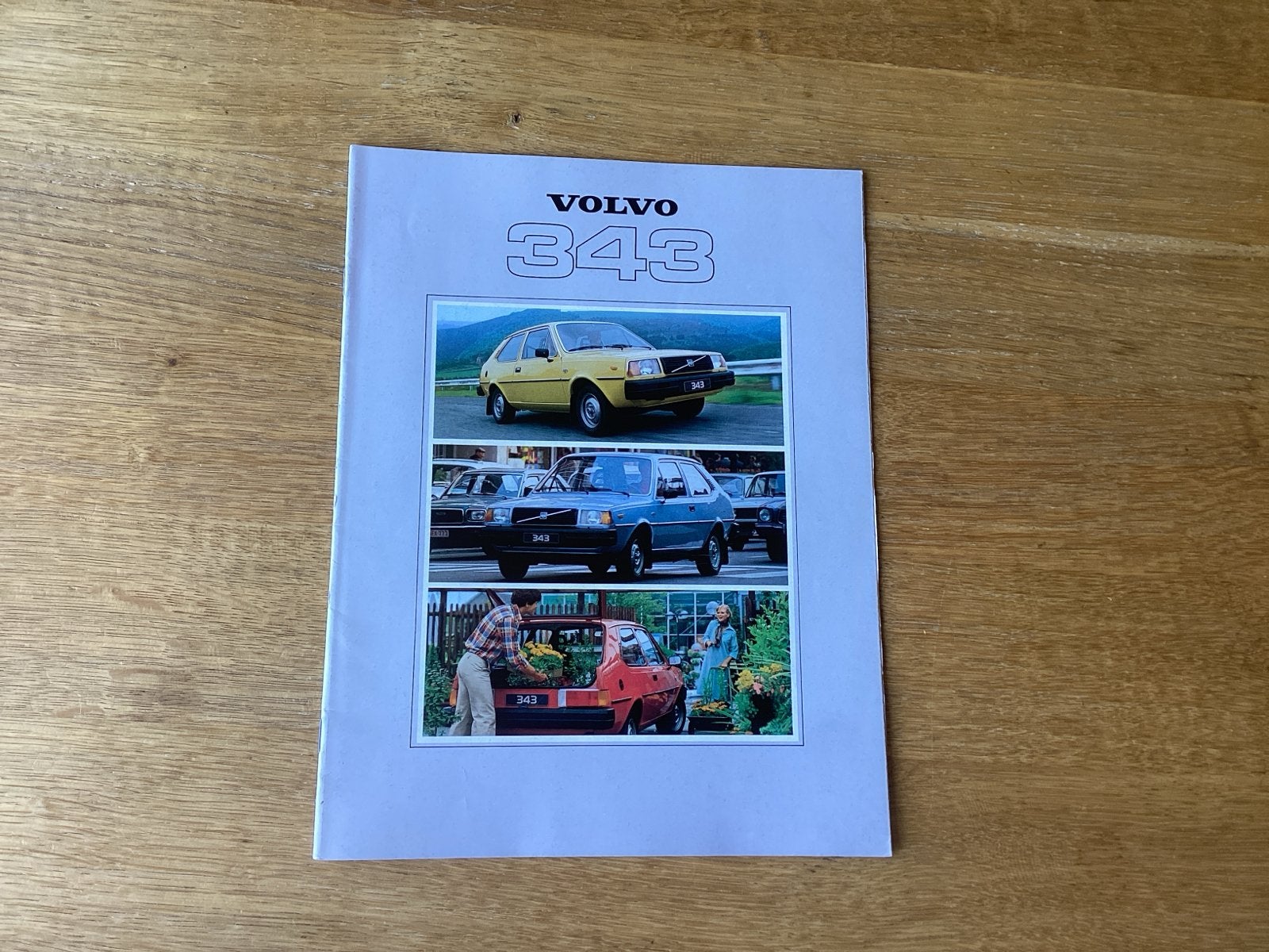 Volvo 343 brochure uit 1979 - Klassieke auto documentatie, Boeken, Ophalen of Verzenden, Gelezen, Volvo