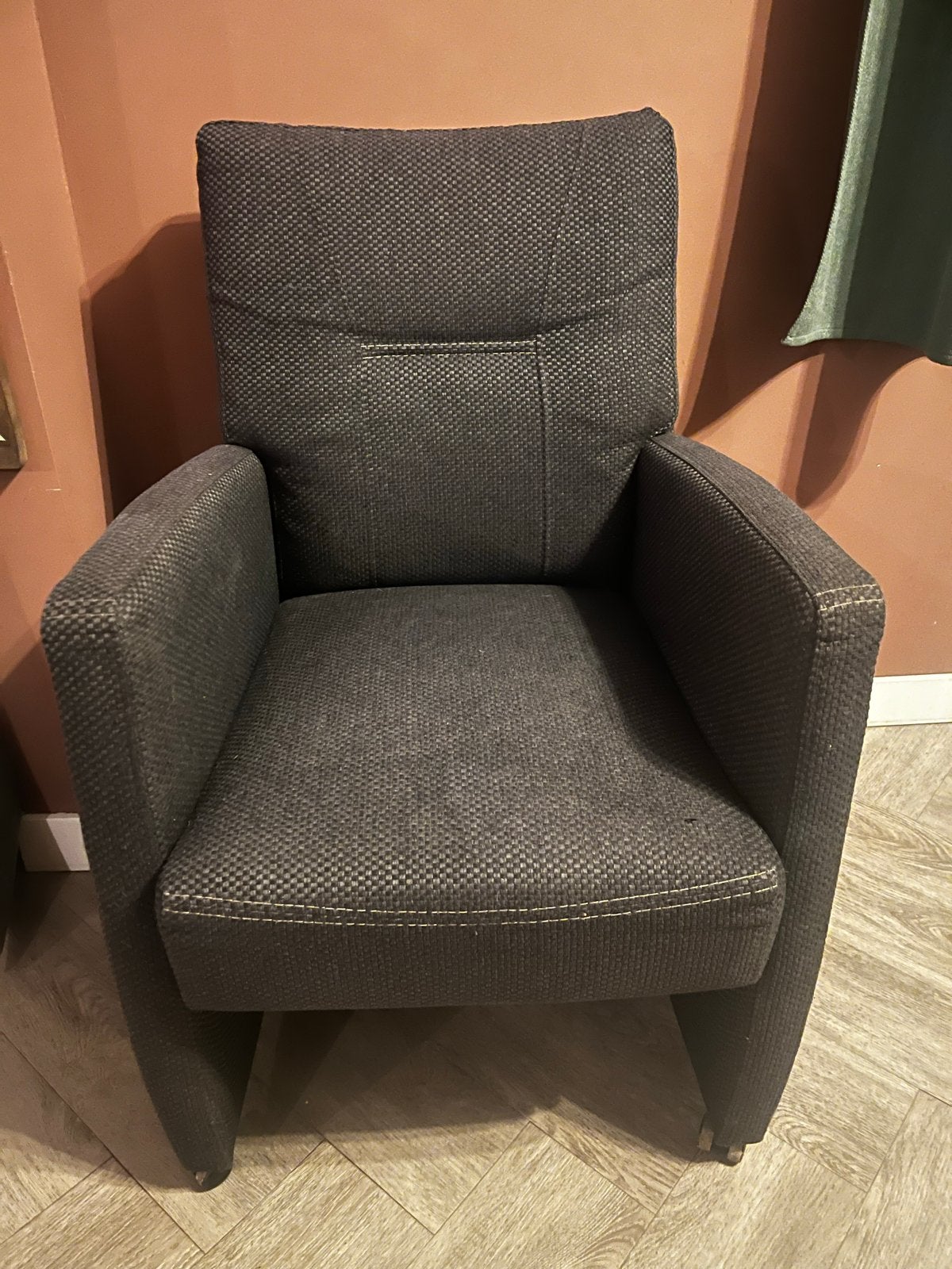 4 eetkamerstoelen met wieltjes, Ophalen, Gebruikt, Blauw, Vier