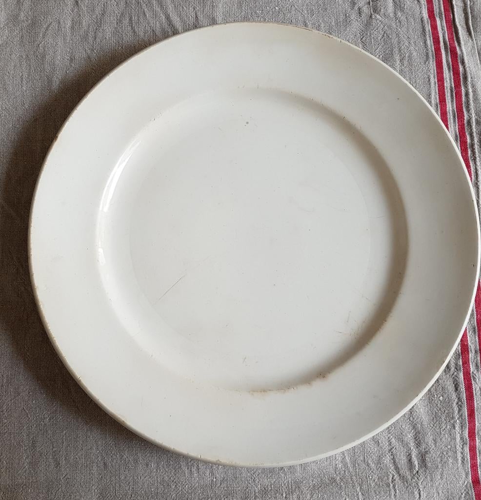 Ceranord, oude schaal, roomwit, Antiek en Kunst, Antiek | Servies los, Ophalen of Verzenden