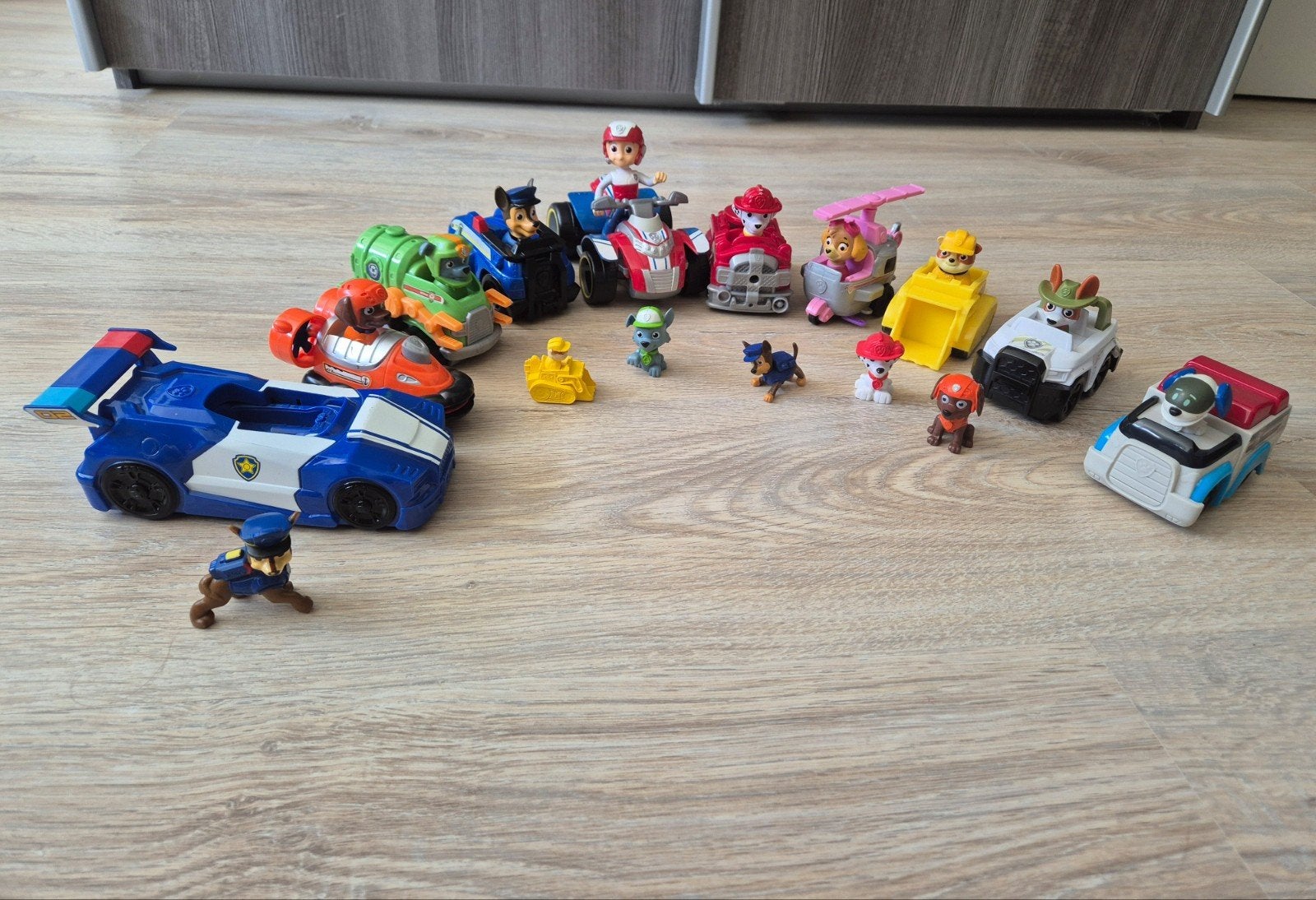 Grote set Paw Patrol speelgoedfiguren en voertuigen, Kinderen en Baby's, Speelgoed | Actiefiguren, Ophalen of Verzenden