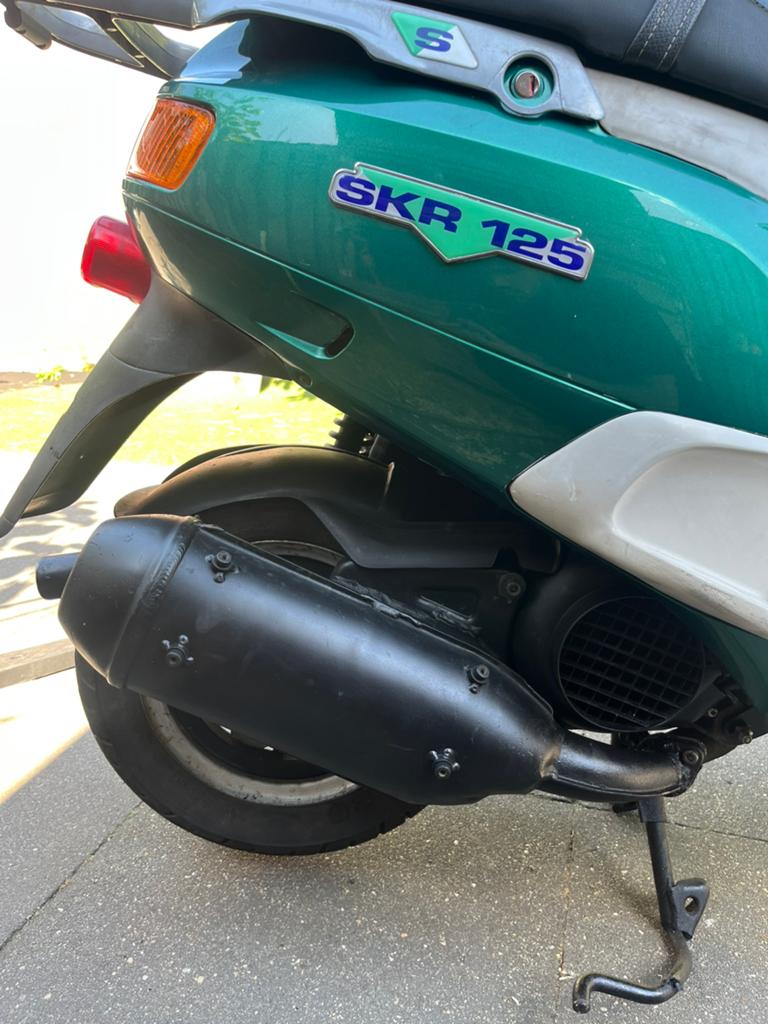 Sm06 125/180cc uitlaat, Fietsen en Brommers, Brommeronderdelen | Scooters, Ophalen of Verzenden, Zo goed als nieuw, Uitlaat, Piaggio