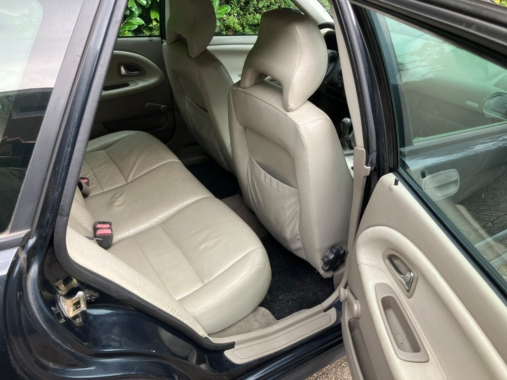 Volvo V40 2.0 T Dynamic (bj 2000), foto 10