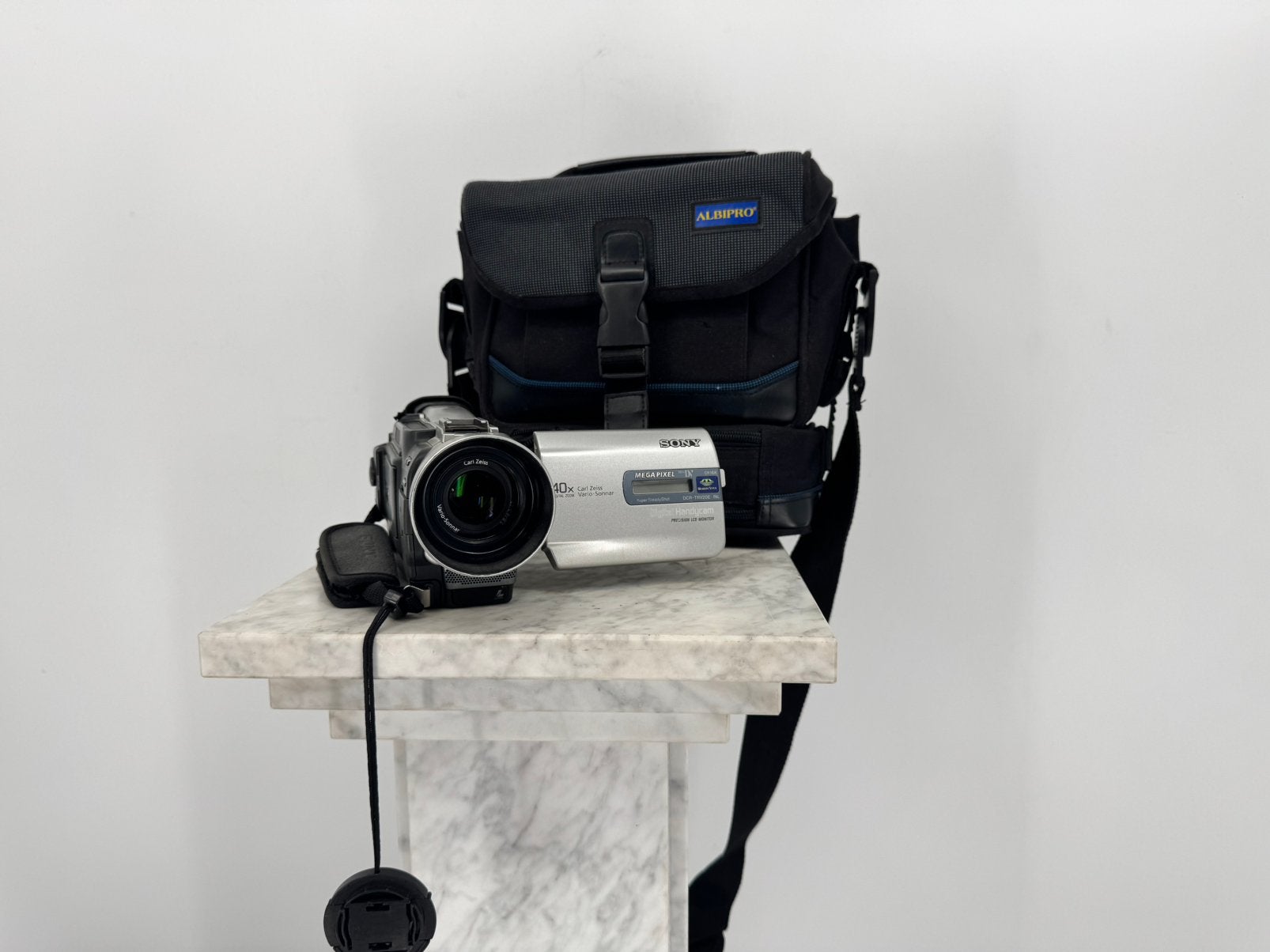 Sony Handycam MiniDV Camcorder 10x Zoom met Tas, Audio, Tv en Foto, Videocamera's Digitaal, Gebruikt, 20x of meer, Ophalen of Verzenden