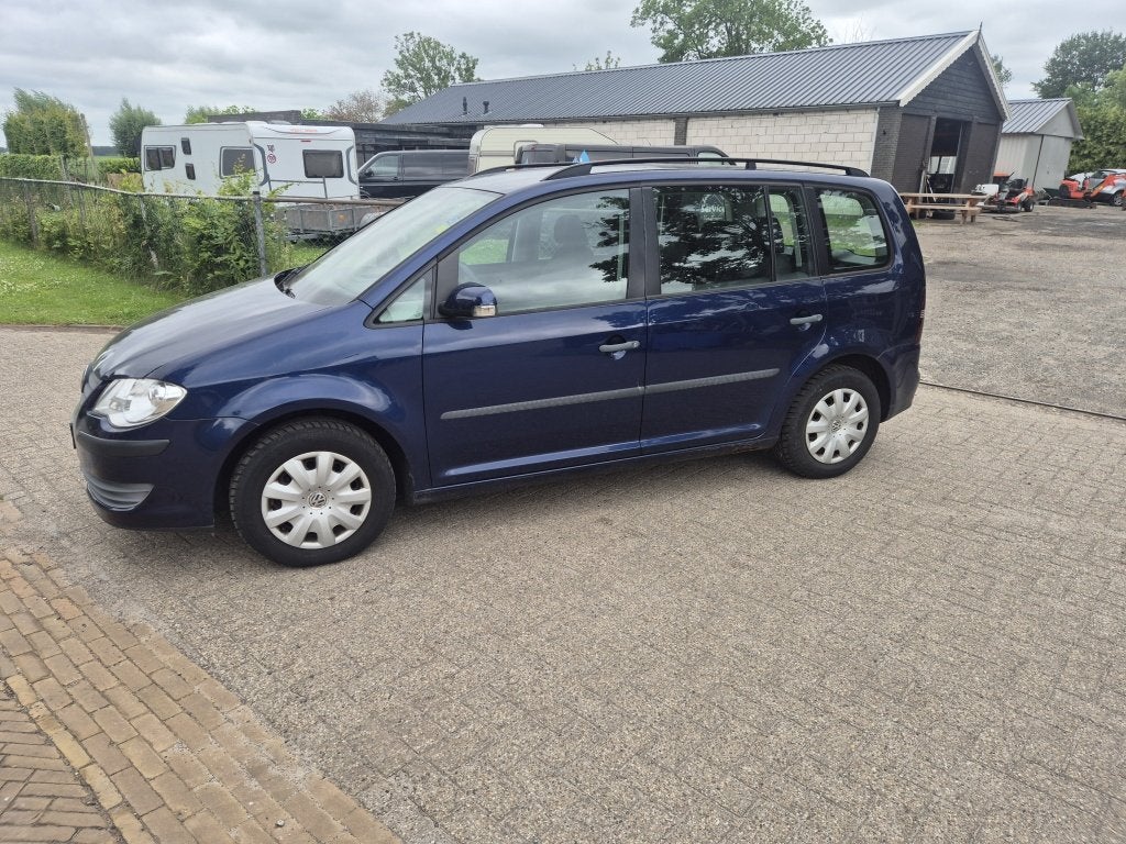 Volkswagen Touran inruilkoopje zo mee 1.6 Optive (bj 2008), Auto's, Volkswagen, Bedrijf, Te koop, Touran, ABS, Airbags, Airconditioning