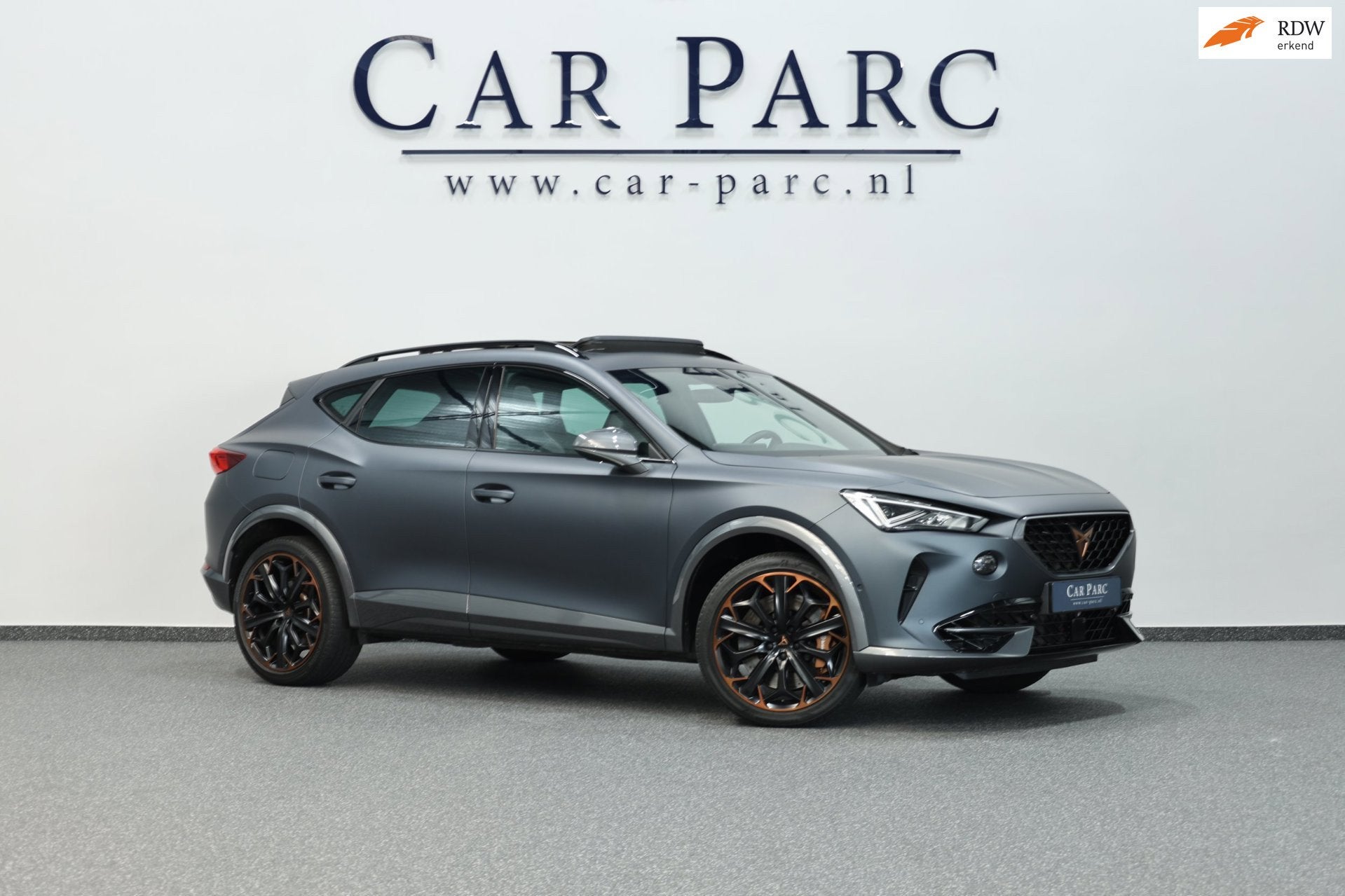 CUPRA Formentor 2.0 TSI 4DRIVE 310+PK MATT/LED/VIRTUAL/SFEER, Auto's, Automaat, Dealer onderhouden, 4 cilinders, Leder