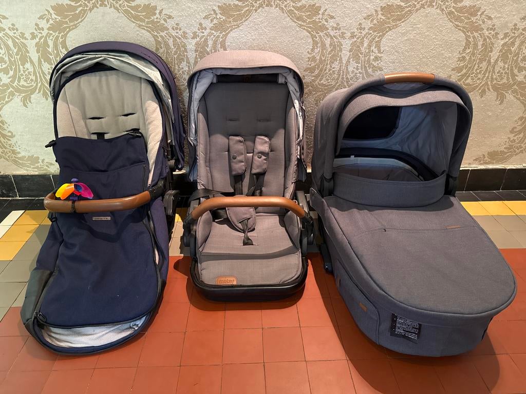 Mutsy Reiswieg en 2x Zitje & Voetenzak, Kinderen en Baby's, Kinderwagens en Combinaties, Ophalen of Verzenden, Zo goed als nieuw