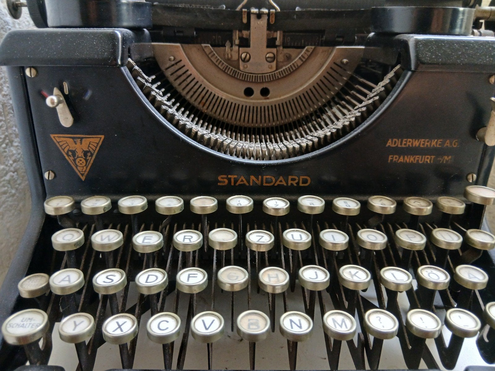 Antieke typmachine van het merk Adler, Ophalen of Verzenden