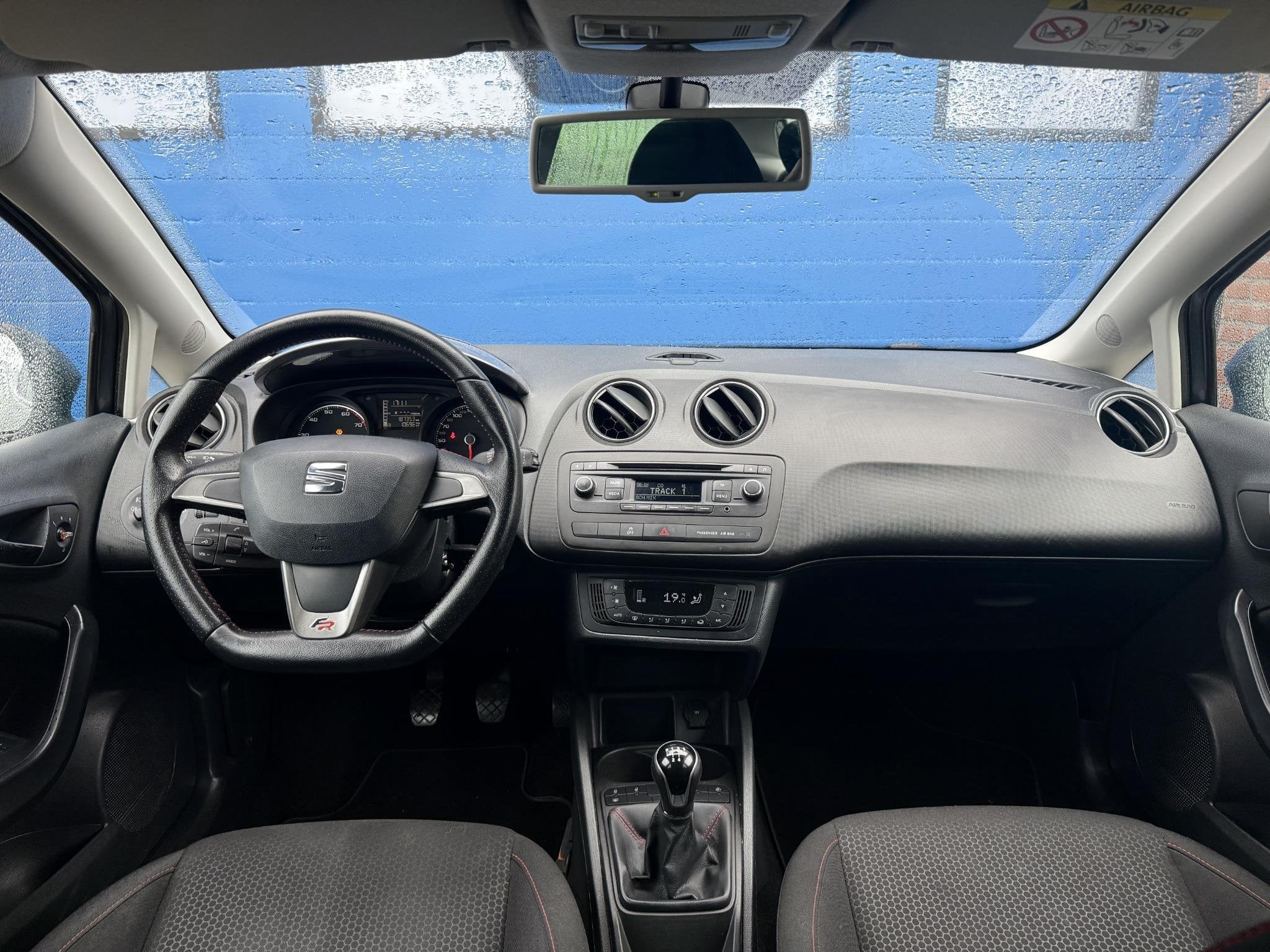 SEAT Ibiza 1.2 TSI FR | Origineel NL | Eerste Eigenaar | LED, Auto's, Voorwielaandrijving, Euro 5, Zwart, 995 kg