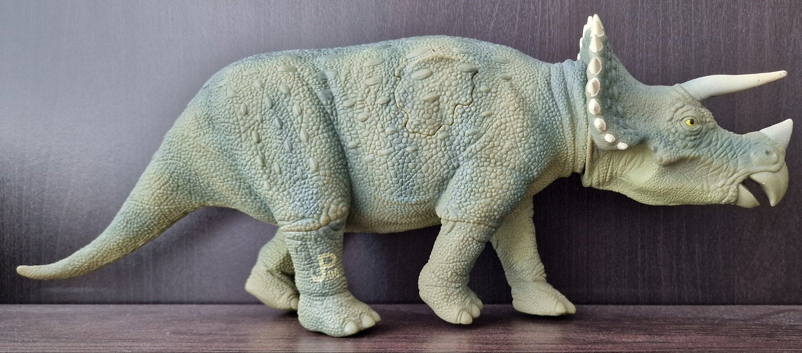 Jurassic Park Dino Triceratops JP08, Ophalen, Gebruikt
