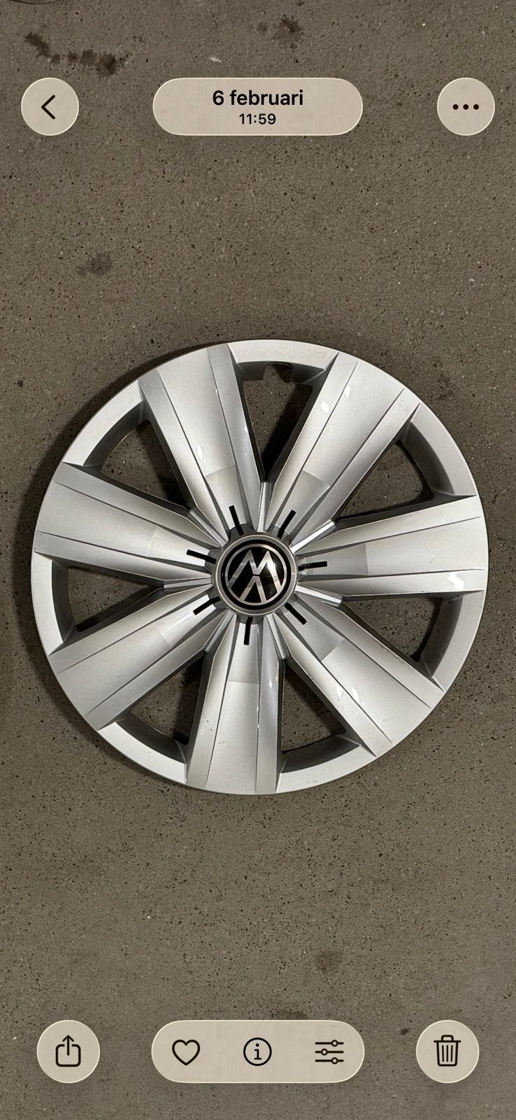 Nieuwe Volkswagen 16 inch wieldoppen, Ophalen, Nieuw