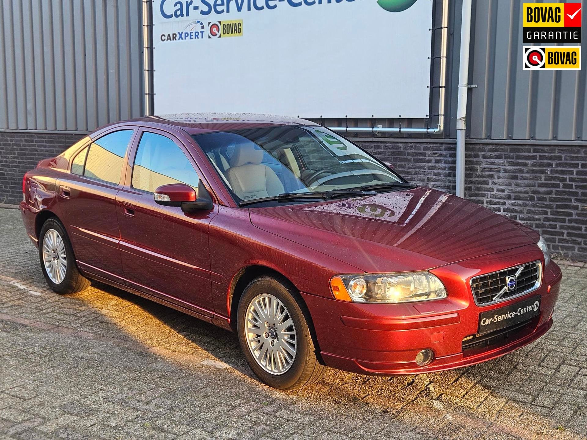 Volvo S60 2.4 Momentum, Auto's, Dealer onderhouden, Gebruikt, 11 km/l, Bedrijf