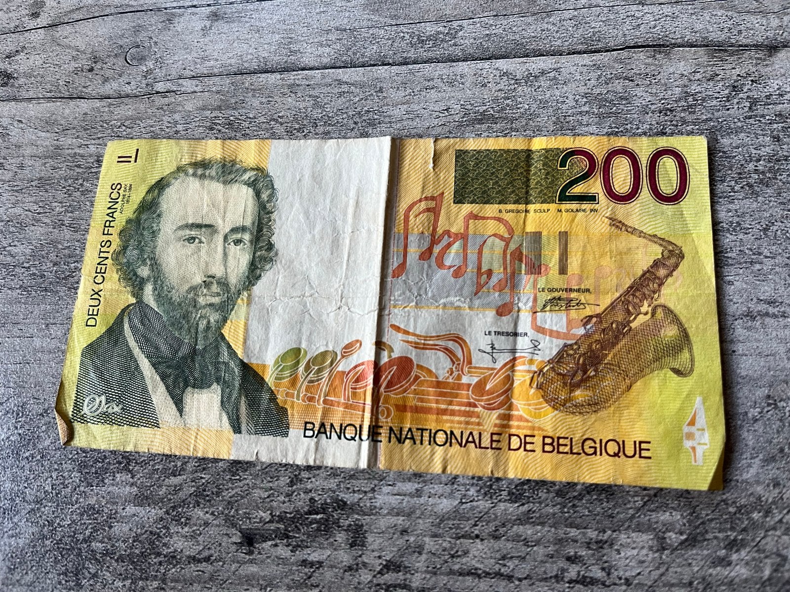 200 Belgische Franken biljet (Adolphe Sax), Postzegels en Munten, Ophalen of Verzenden, Los biljet