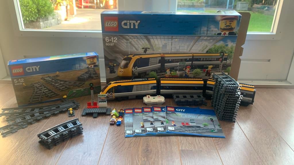 Lego city Passagierstrein 60197, Lego, Ophalen of Verzenden, Compleet, Complete set