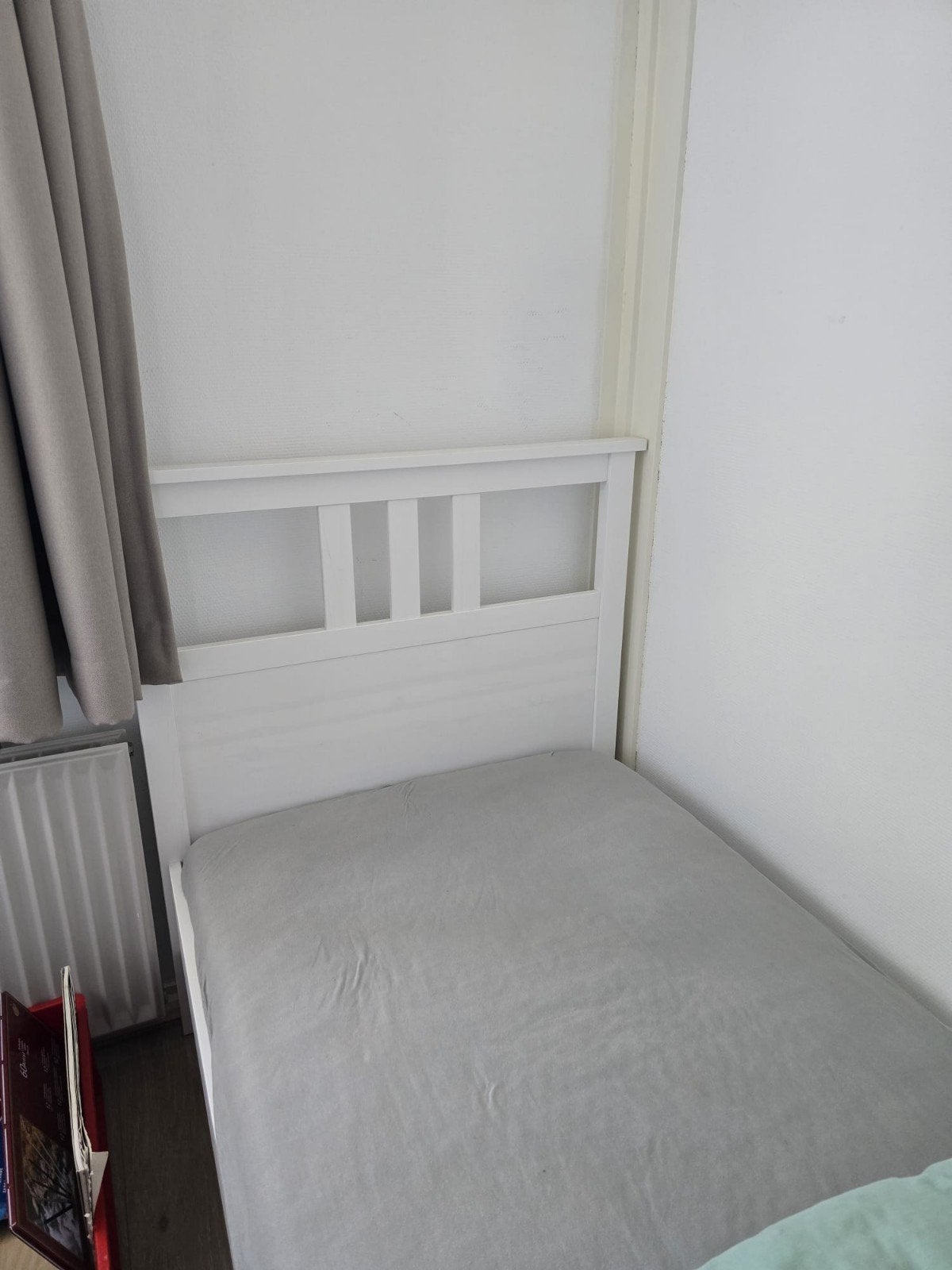 1 persoons bed Ikea 90x200 ., Huizen en Kamers, Kamers te huur