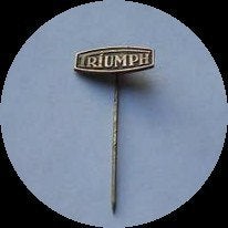 TRIUMPH auto motor speldje, Ophalen of Verzenden, Speldje of Pin