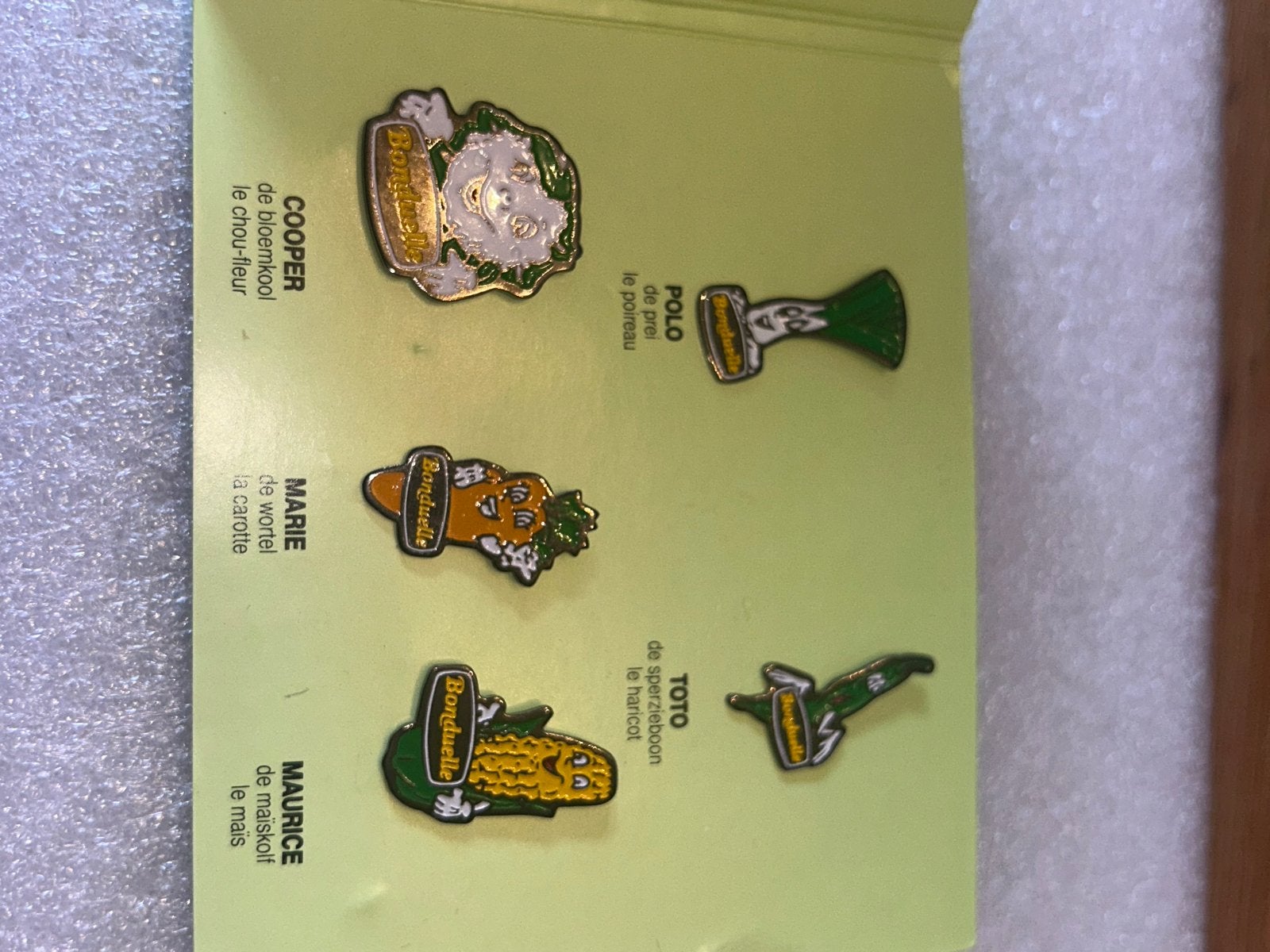 Bonduelle Speldjes Collectie - Vintage Groente Pins, Verzamelen, Ophalen of Verzenden, Zo goed als nieuw, Merk, Speldje of Pin