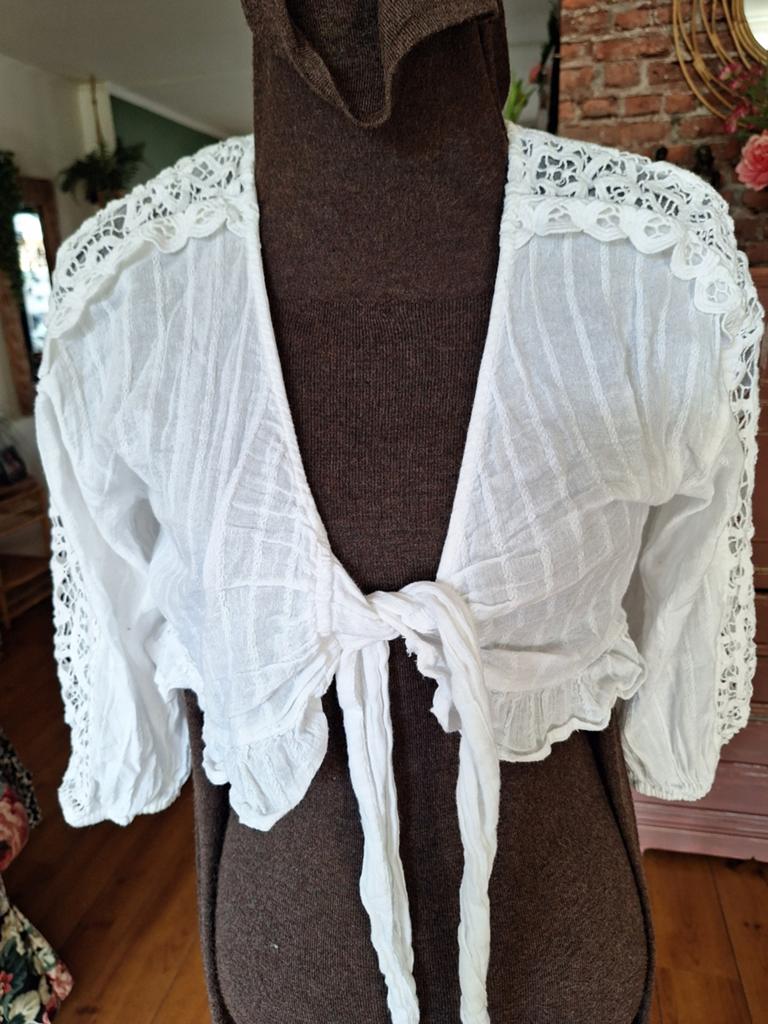 Bolero vest xs s wit, Kleding | Dames, Ophalen of Verzenden, Zo goed als nieuw, Maat 36 (S), Wit
