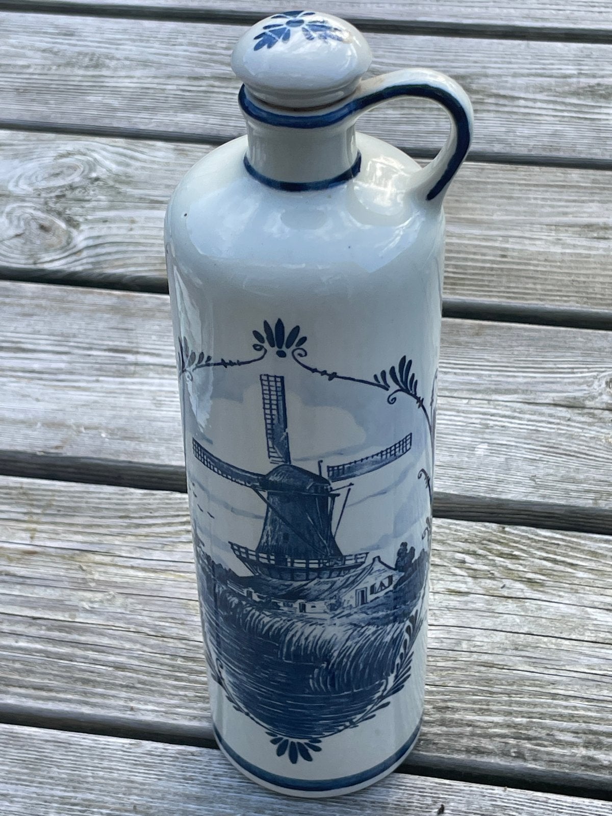 Delfts Blauwe BOLS fles met molen en bloemmotief, Antiek en Kunst, Ophalen of Verzenden