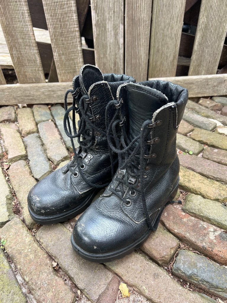 Kisten laarzen, Ophalen, Zwart, Boots, Gedragen